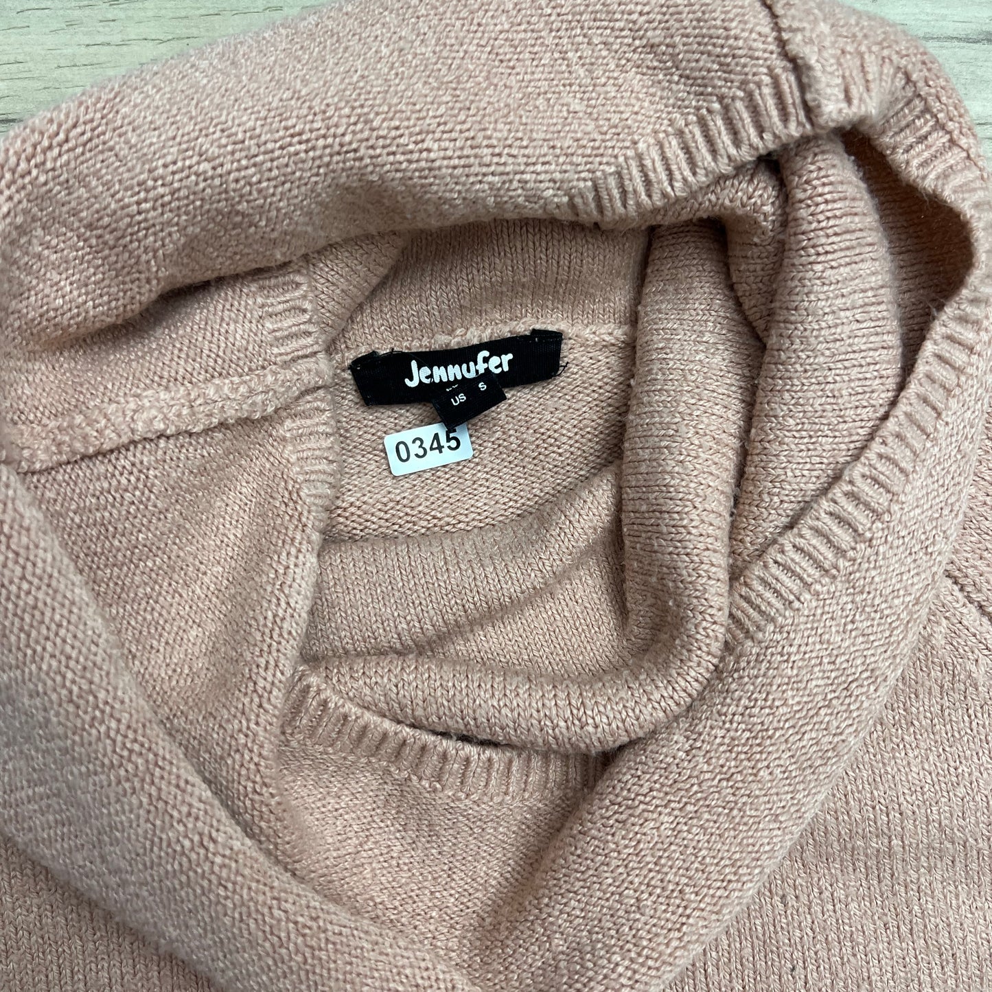 Pull Jennyfer : 16 ans