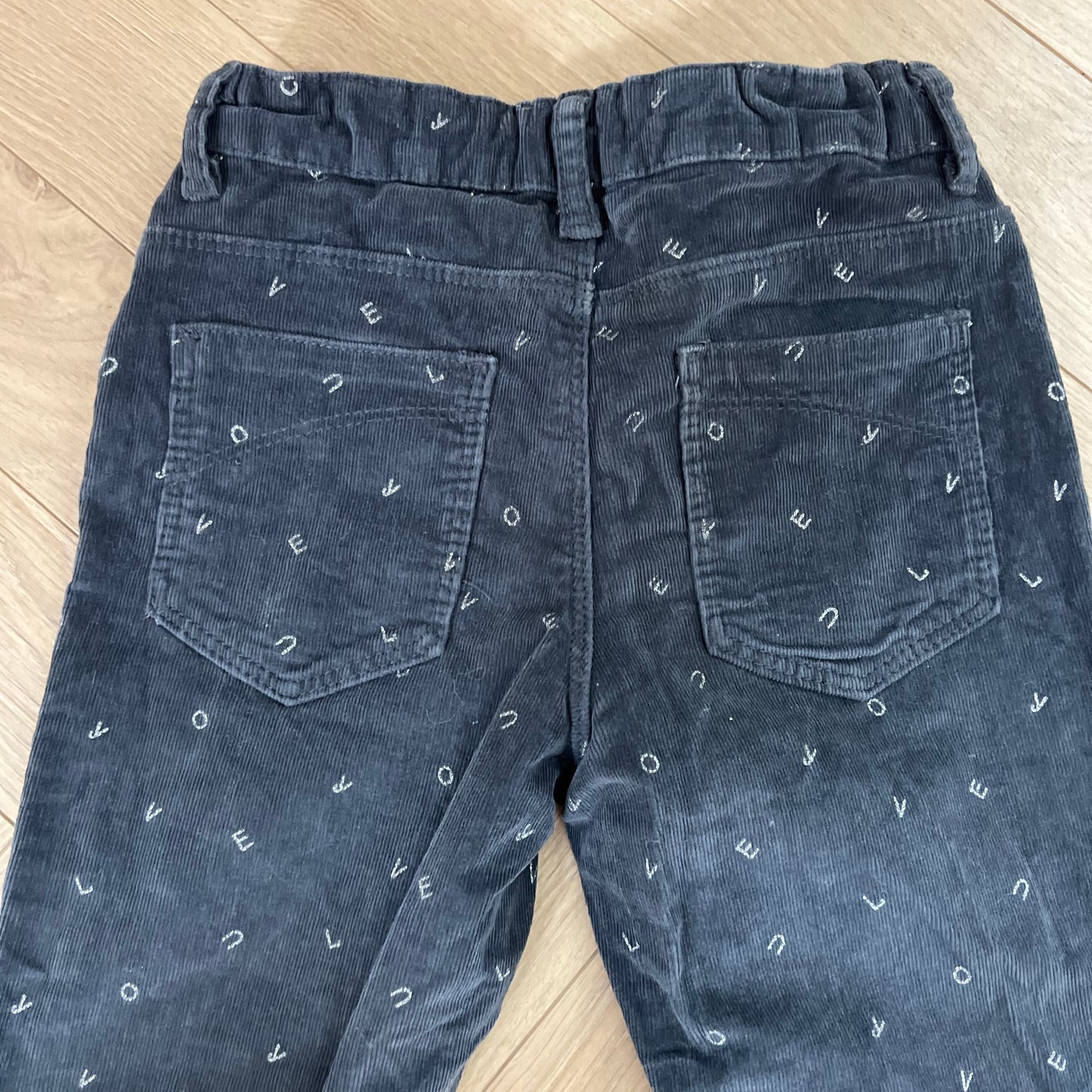 Pantalon Kiabi : 9 ans