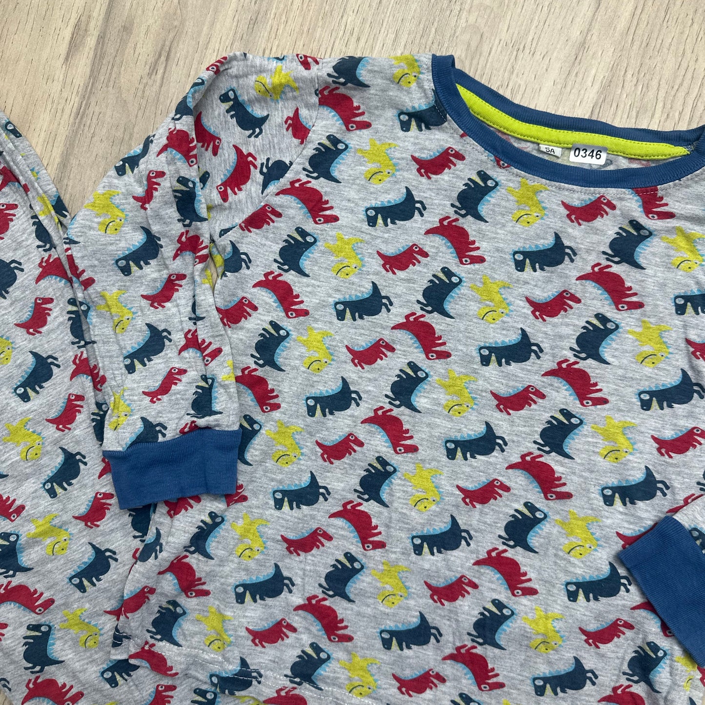 Pyjama dinausore : 5 ans