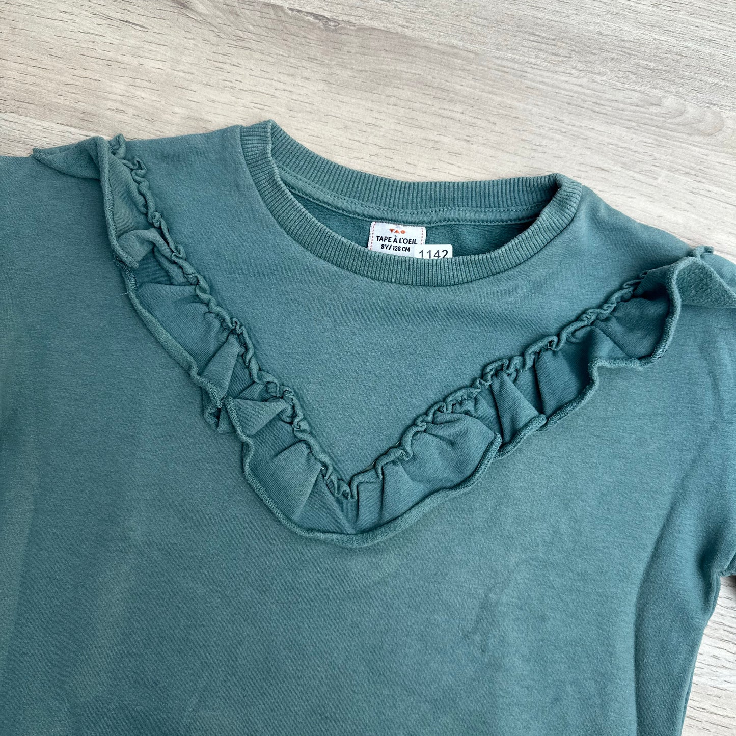 Pull Tape à l'oeil : 8 ans