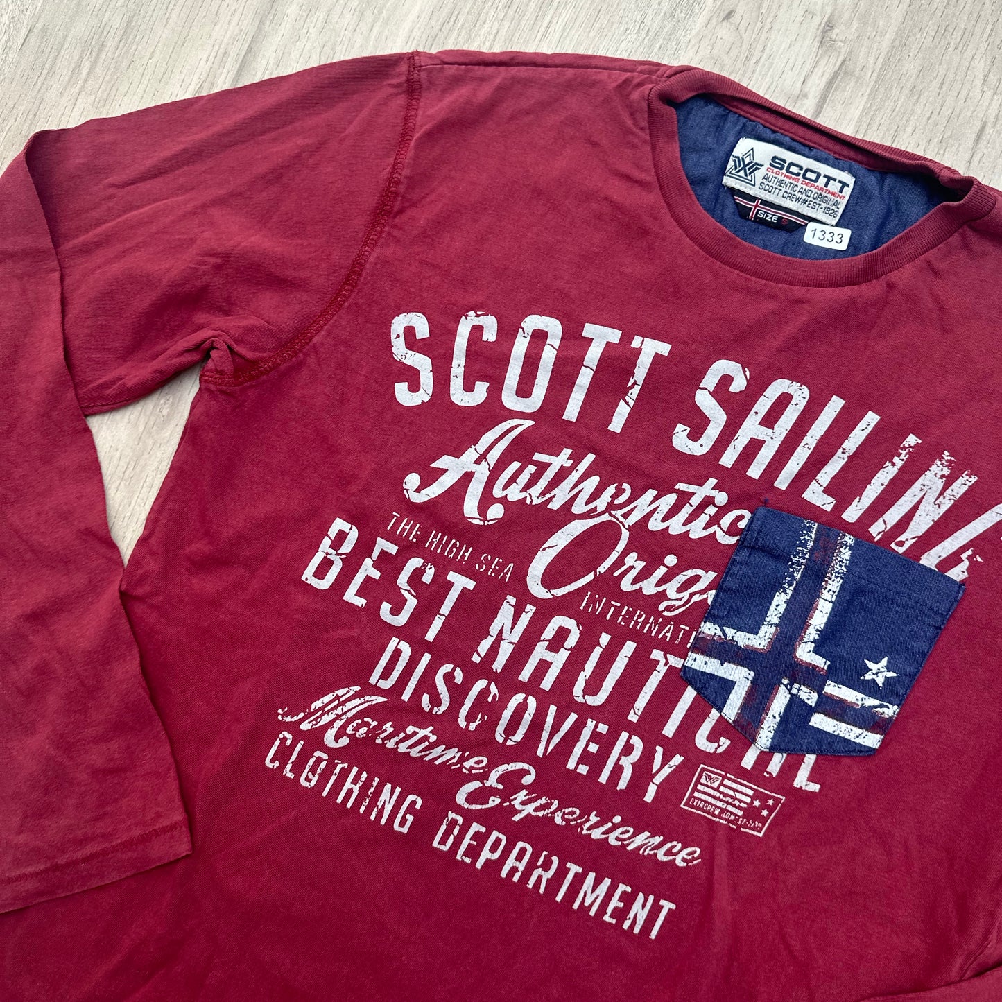 T-Shirt scott : 16 ans