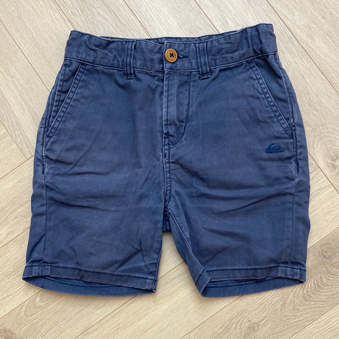 Short Quiksilver : 8 ans