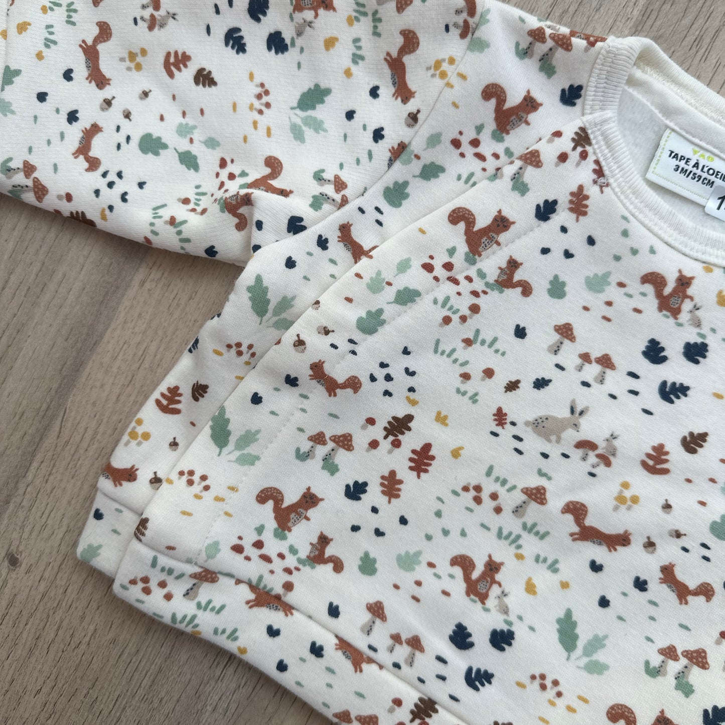 Pull Tape à l'oeil : 3 mois