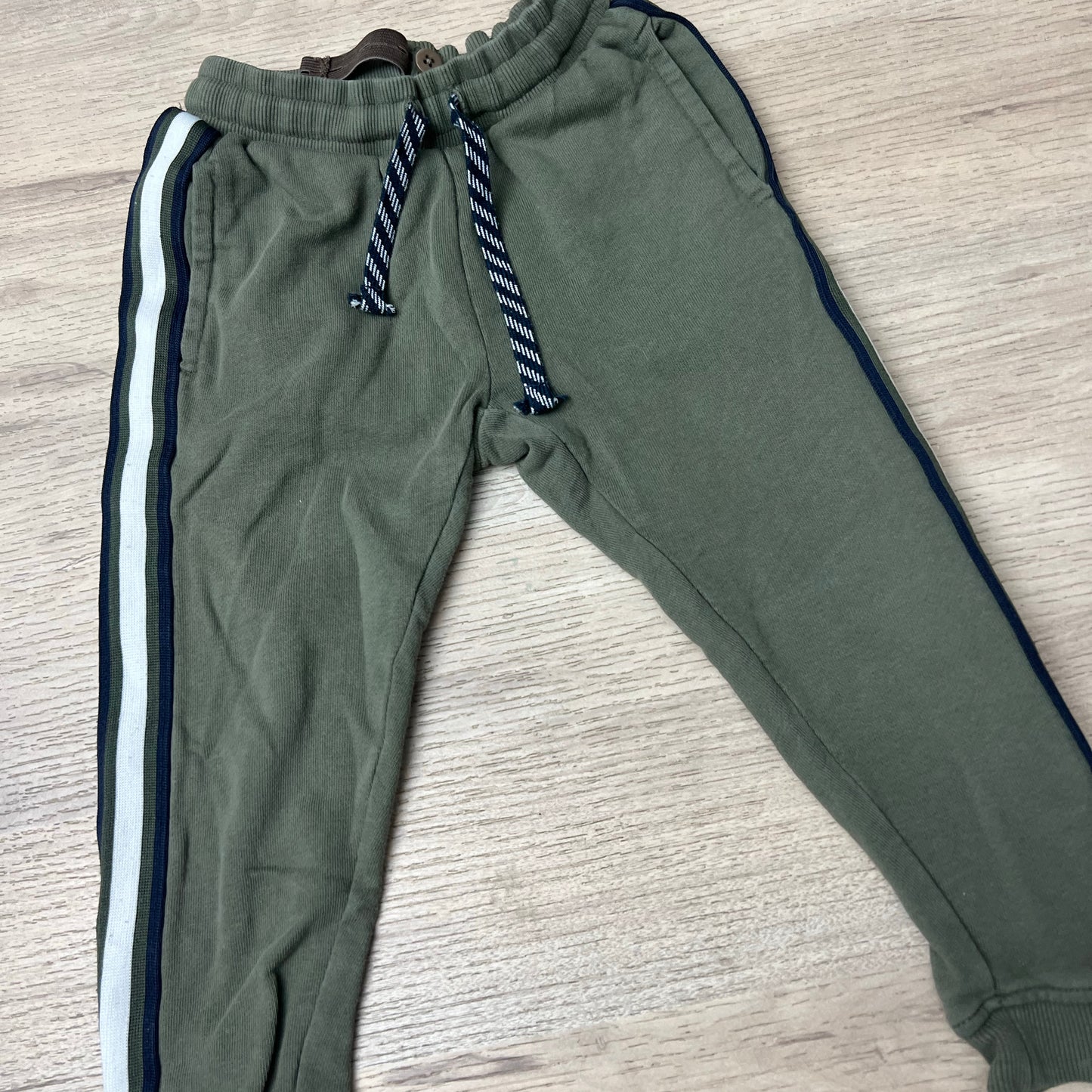 Pantalon sport Kiabi : 3 ans