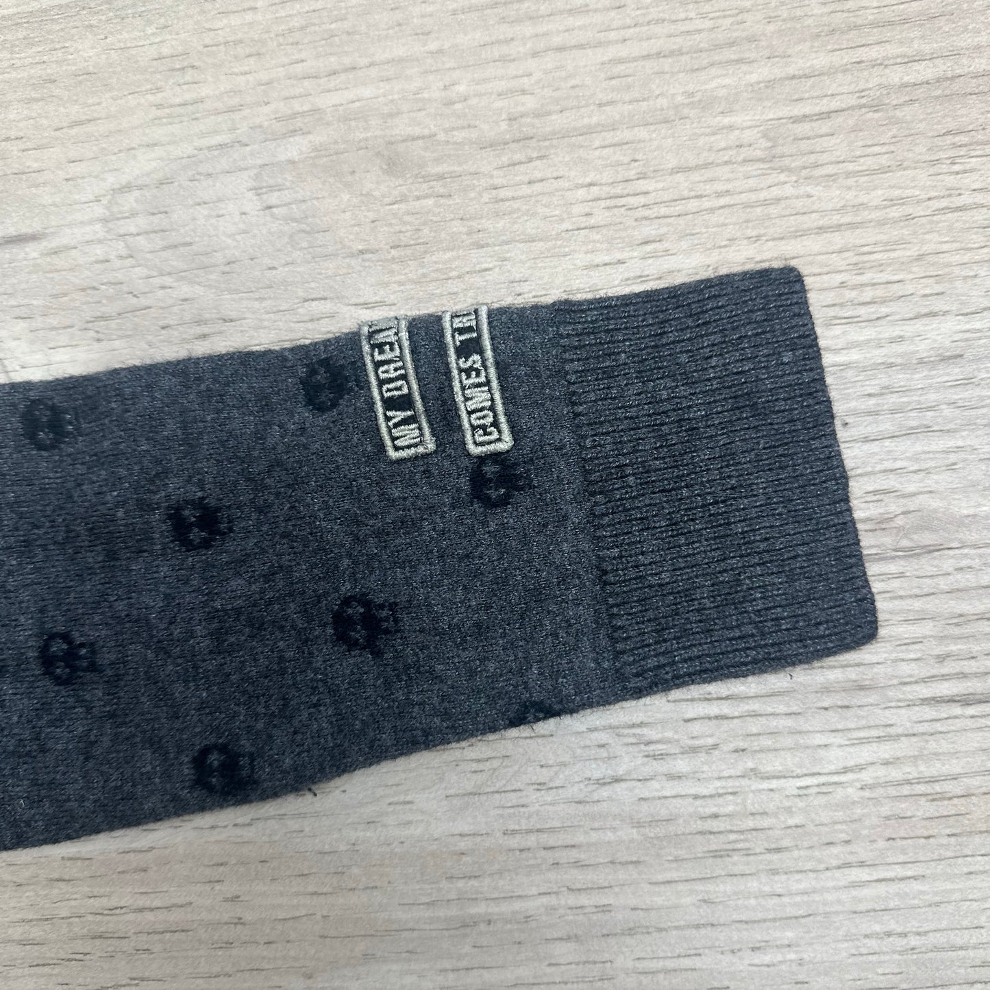 Pull Tape à l'oeil : 4 ans