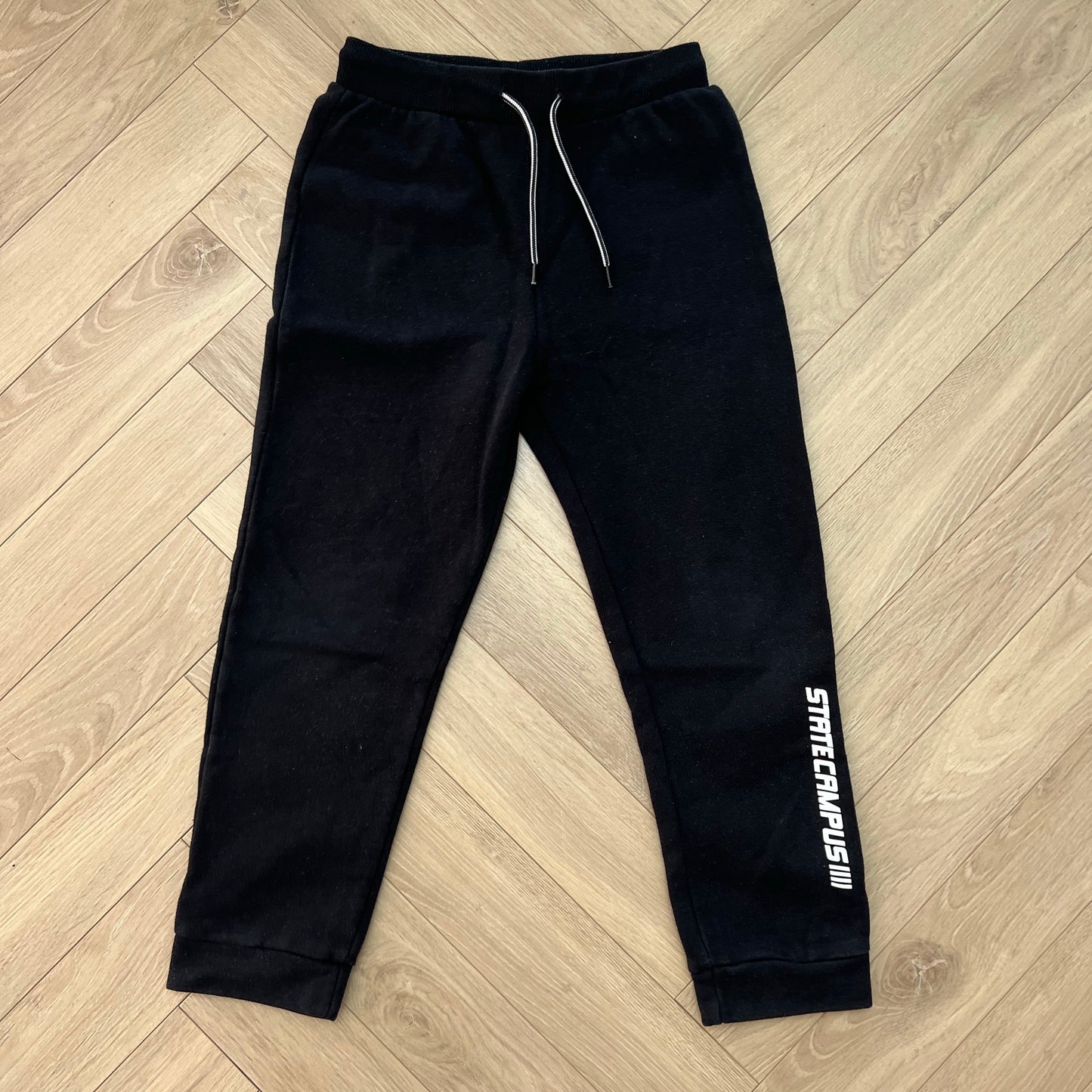 Pantalon sport Statecampus : 8 ans