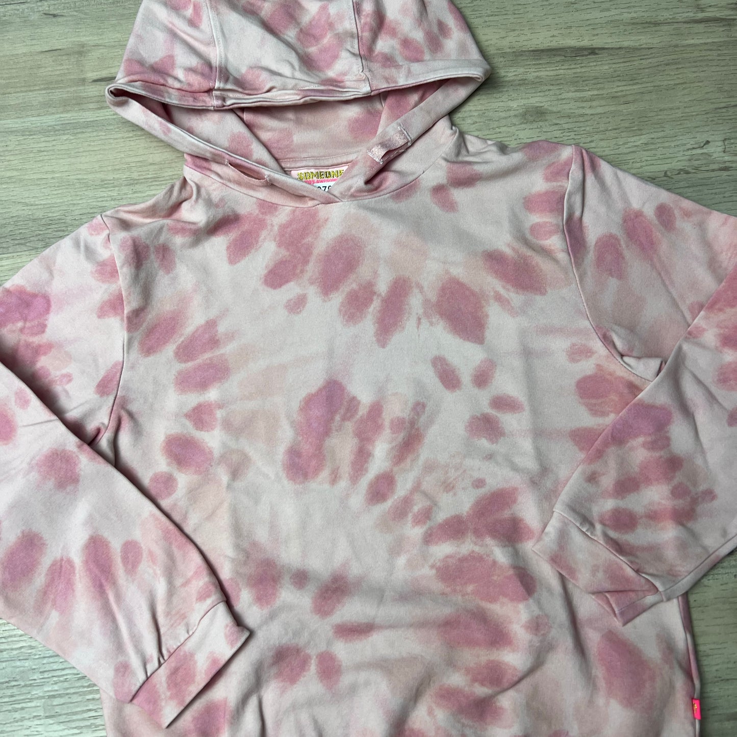 Sweat capuche Someone : 10 ans
