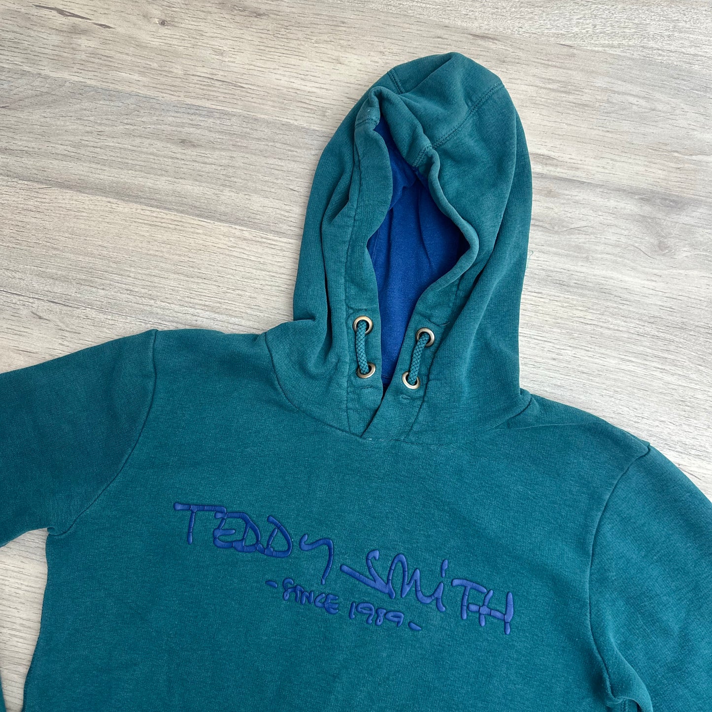 Pull Teddy Smith : 14 ans