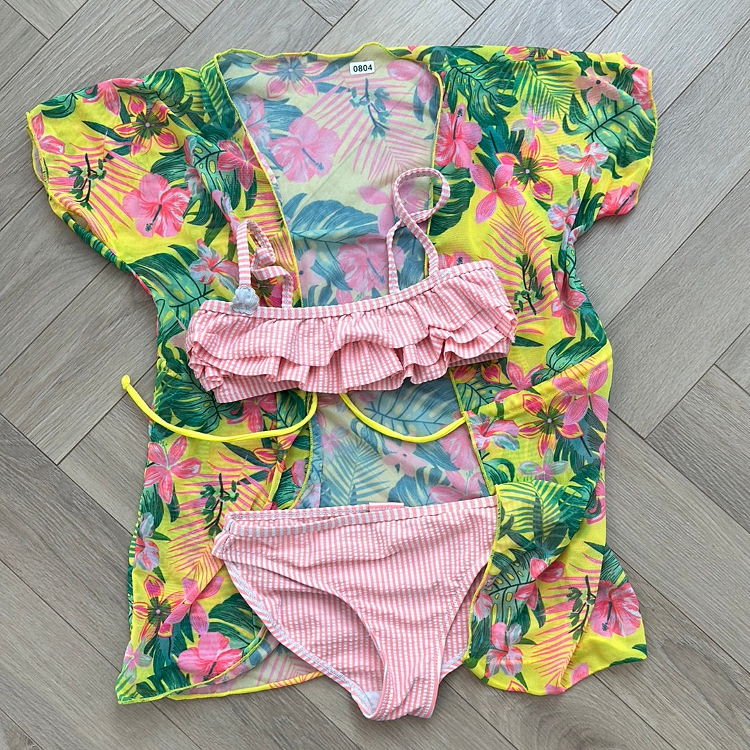 Lot, maillot de bain et paréo : 8 ans