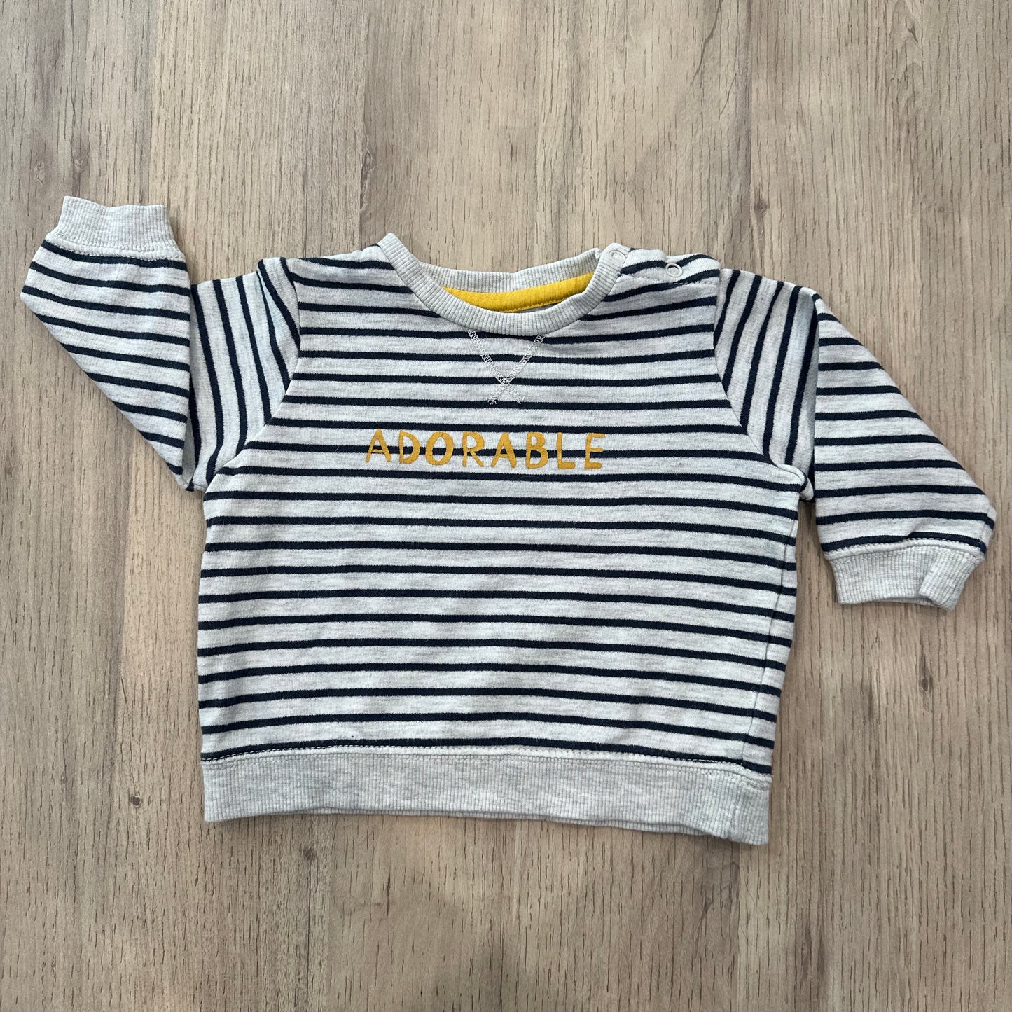 Pull Tape à l'oeil : 6 mois