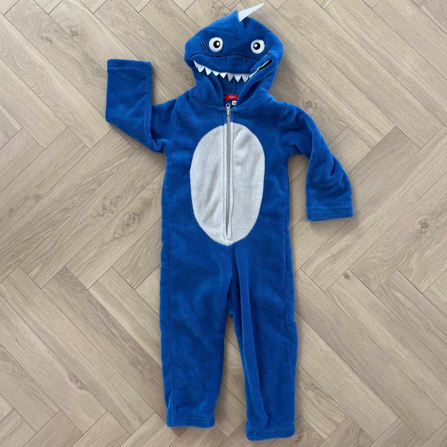 Pyjama combinaison requin : 4 ans