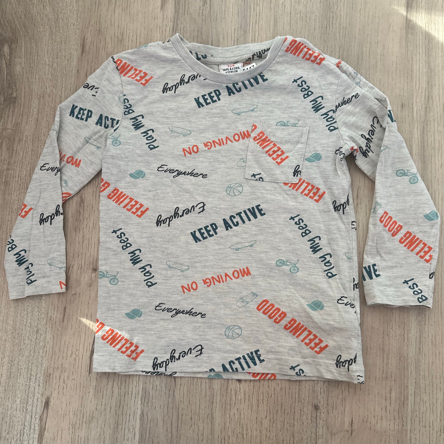 T-Shirt Tape à l'oeil : 4 ans