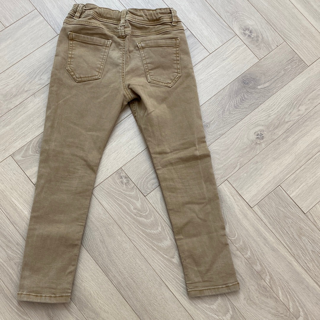 Pantalon tape à l’œil : 5 ans