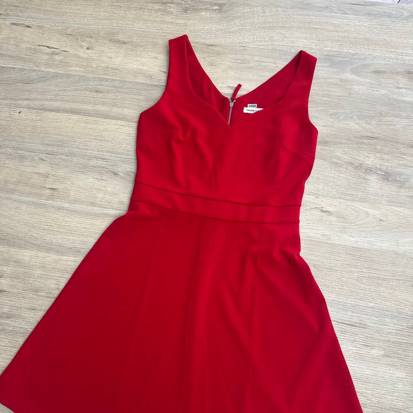 Robe Cache Cache : 16 ans