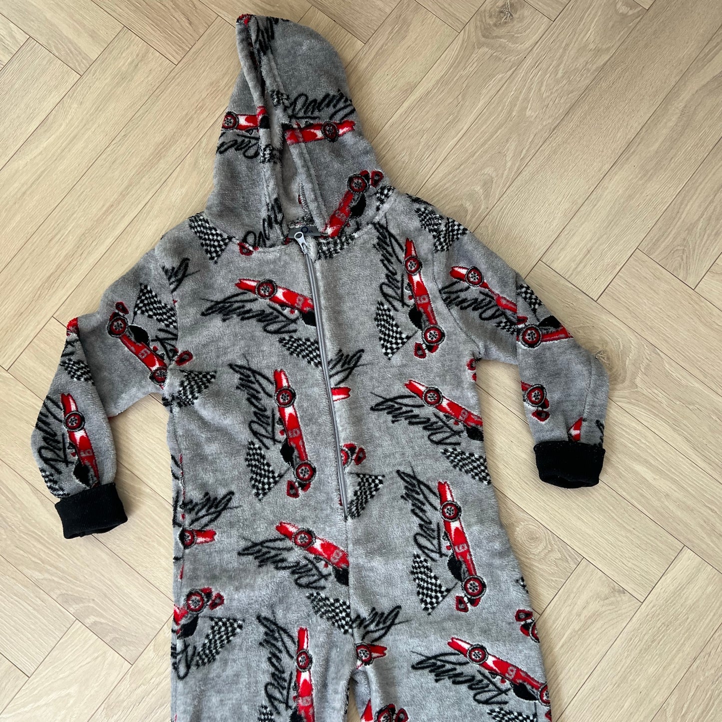 Sur-Pyjama 9th Avenue : 9 ans
