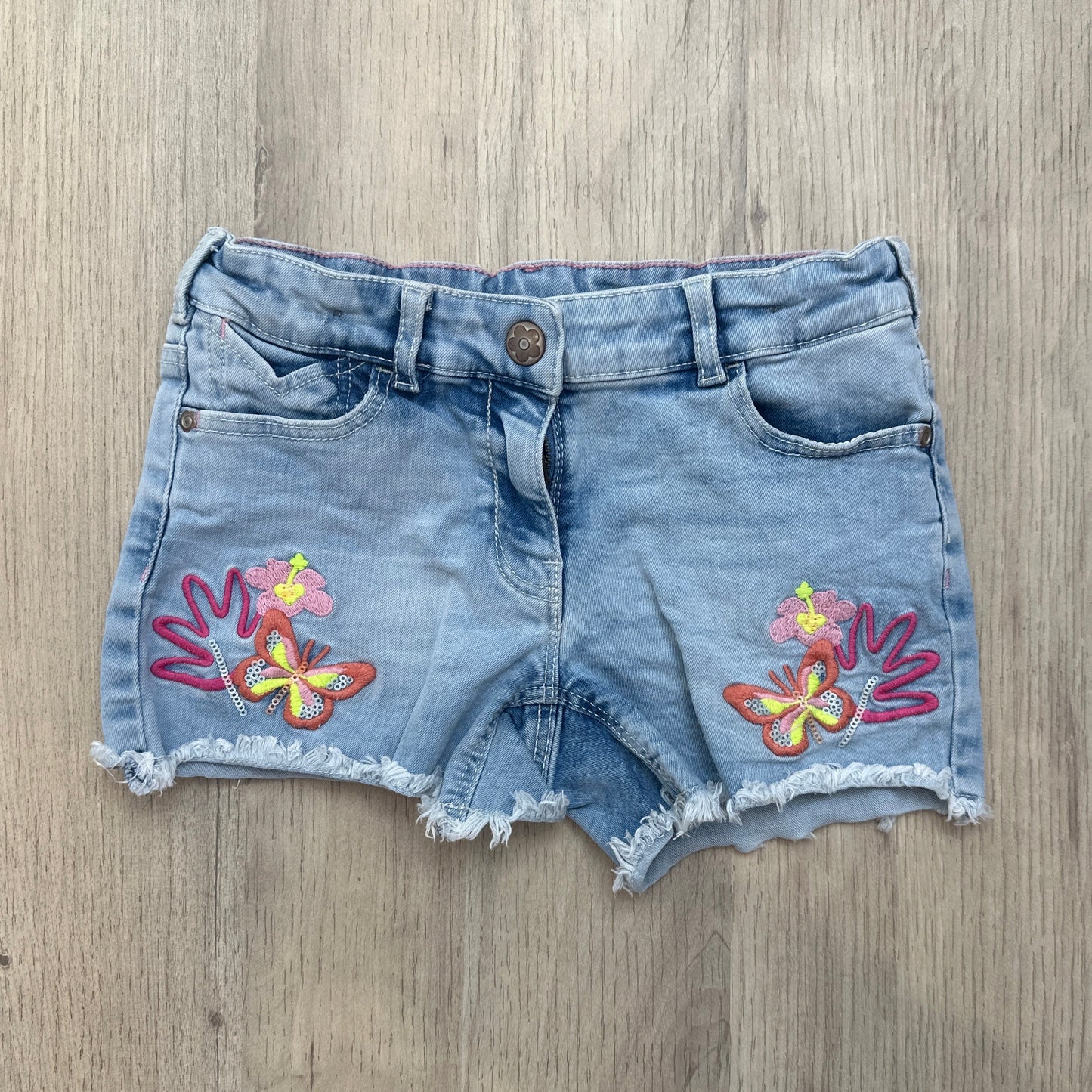 Short Jean Palomino : 8 ans