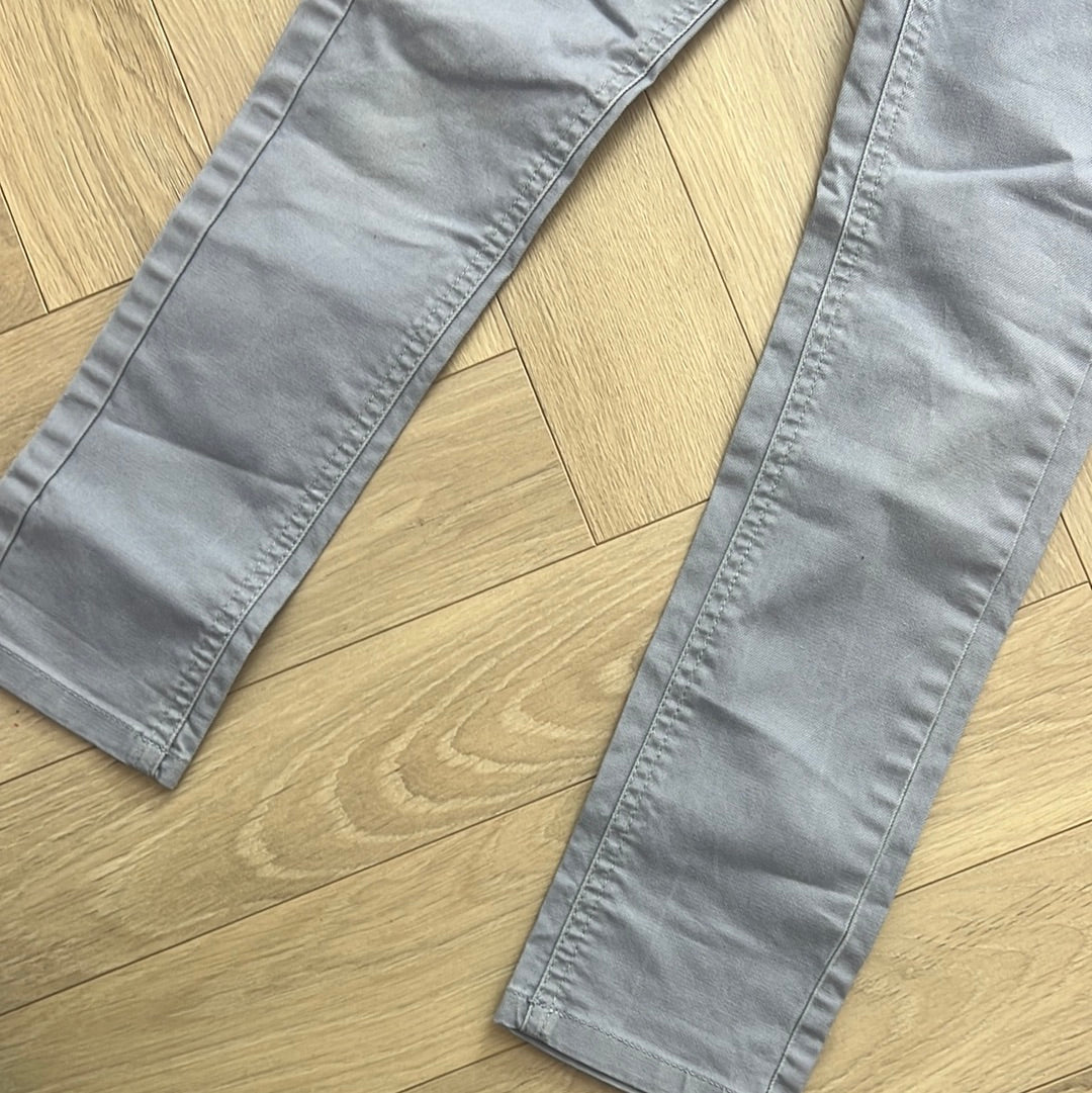 Pantalon tape à l’œil ￼￼ : 7 ans