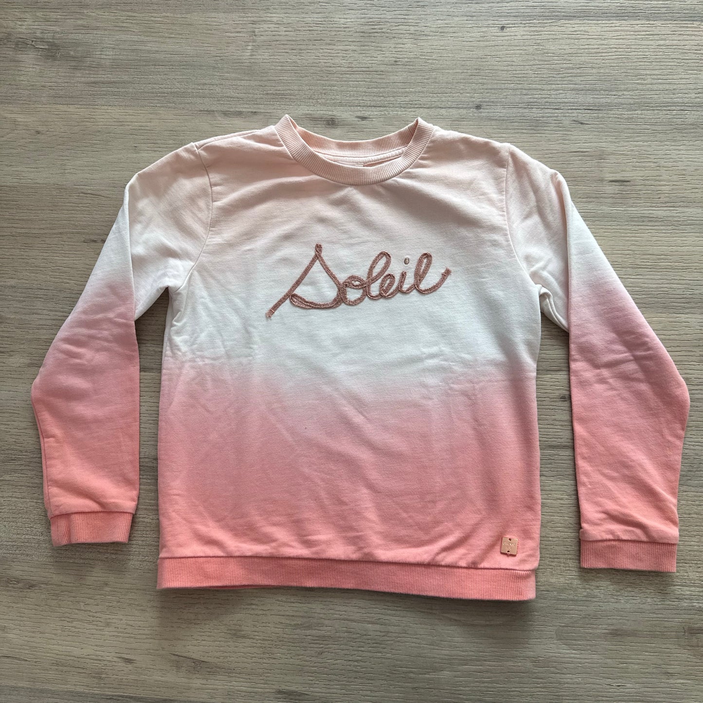 Pull carrément beau : 8 ans