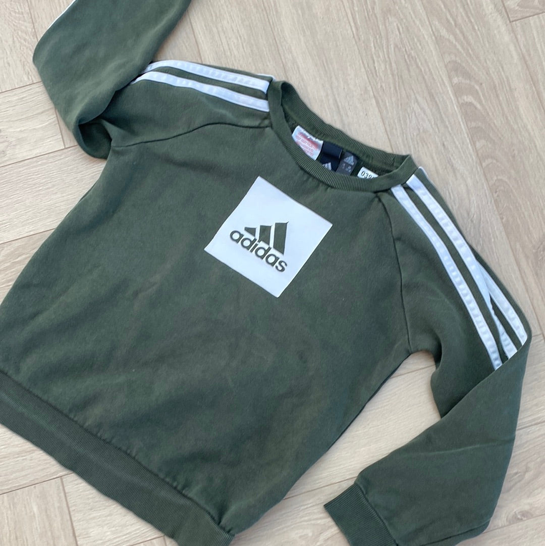 Pull Adidas : 7 ans