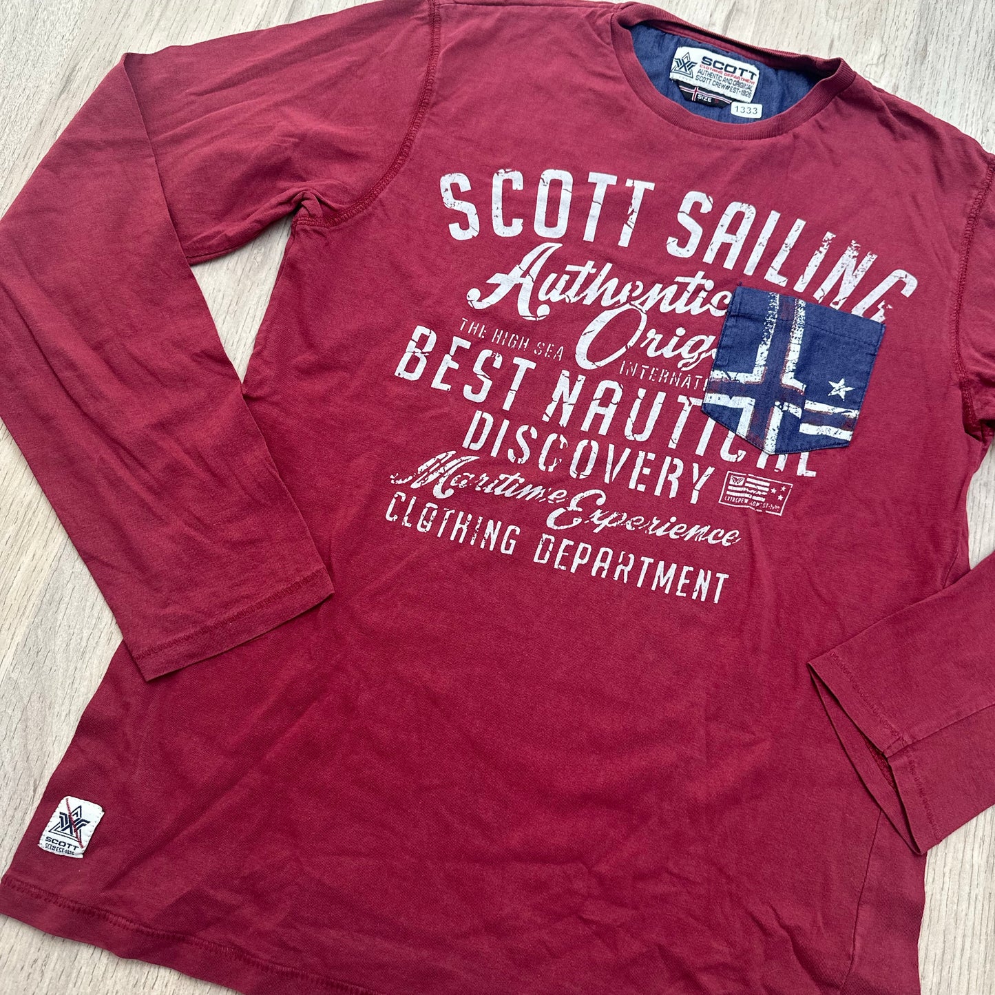 T-Shirt scott : 16 ans