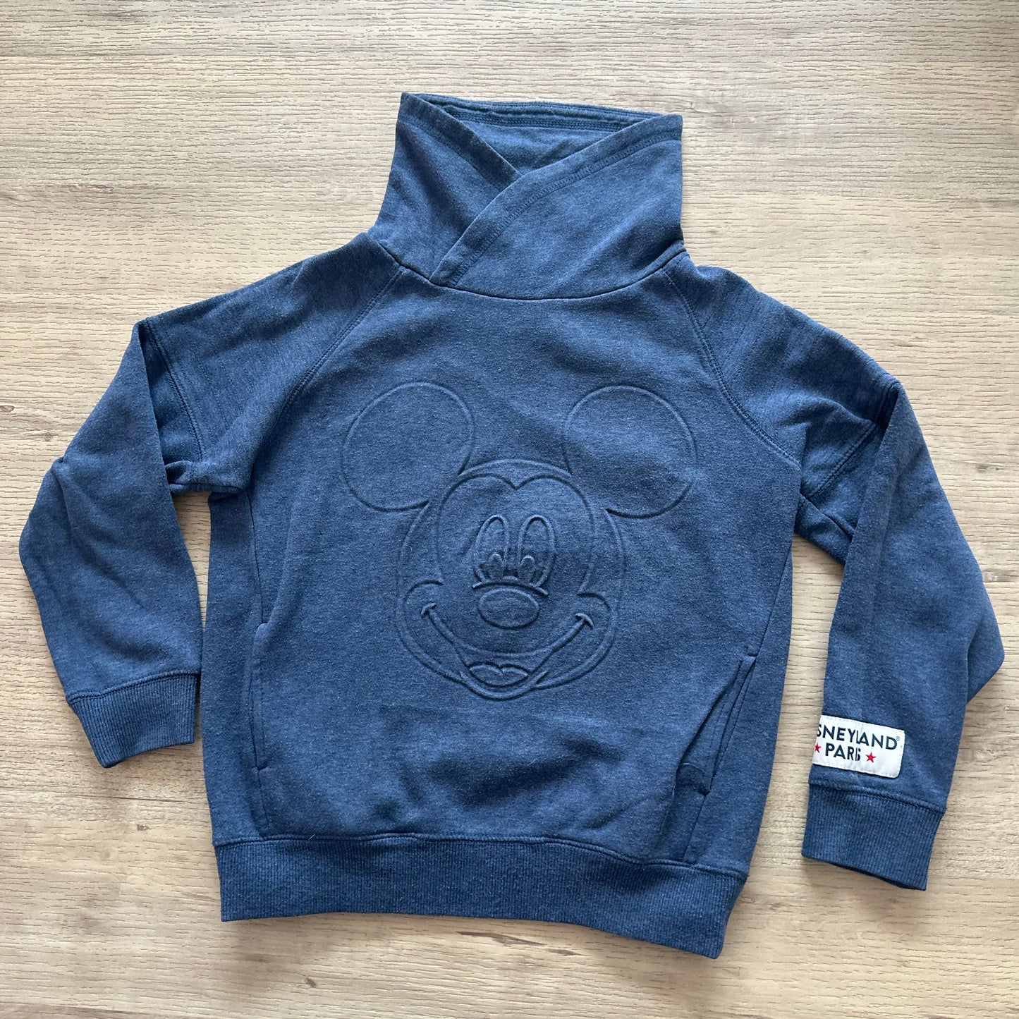 Pull Disneylands Paris : 10 ans