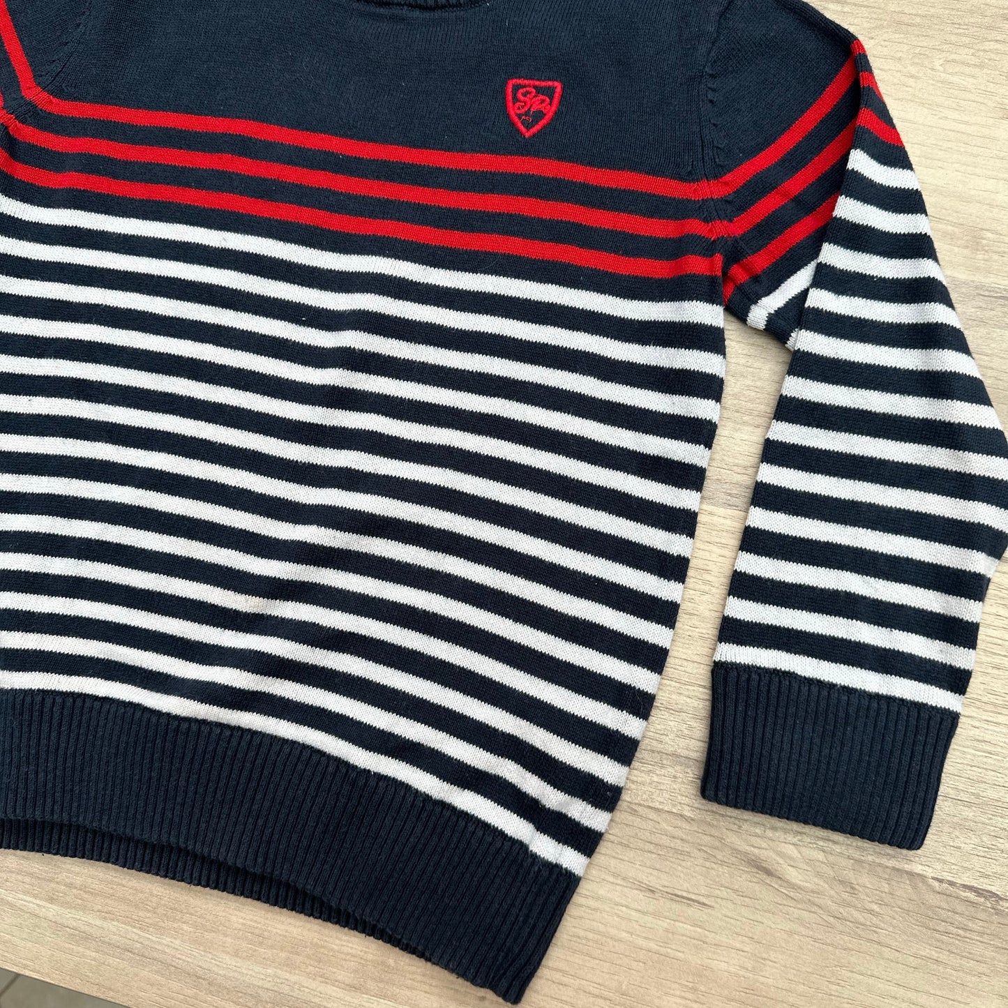 Pull Tape à l'oeil : 4 ans