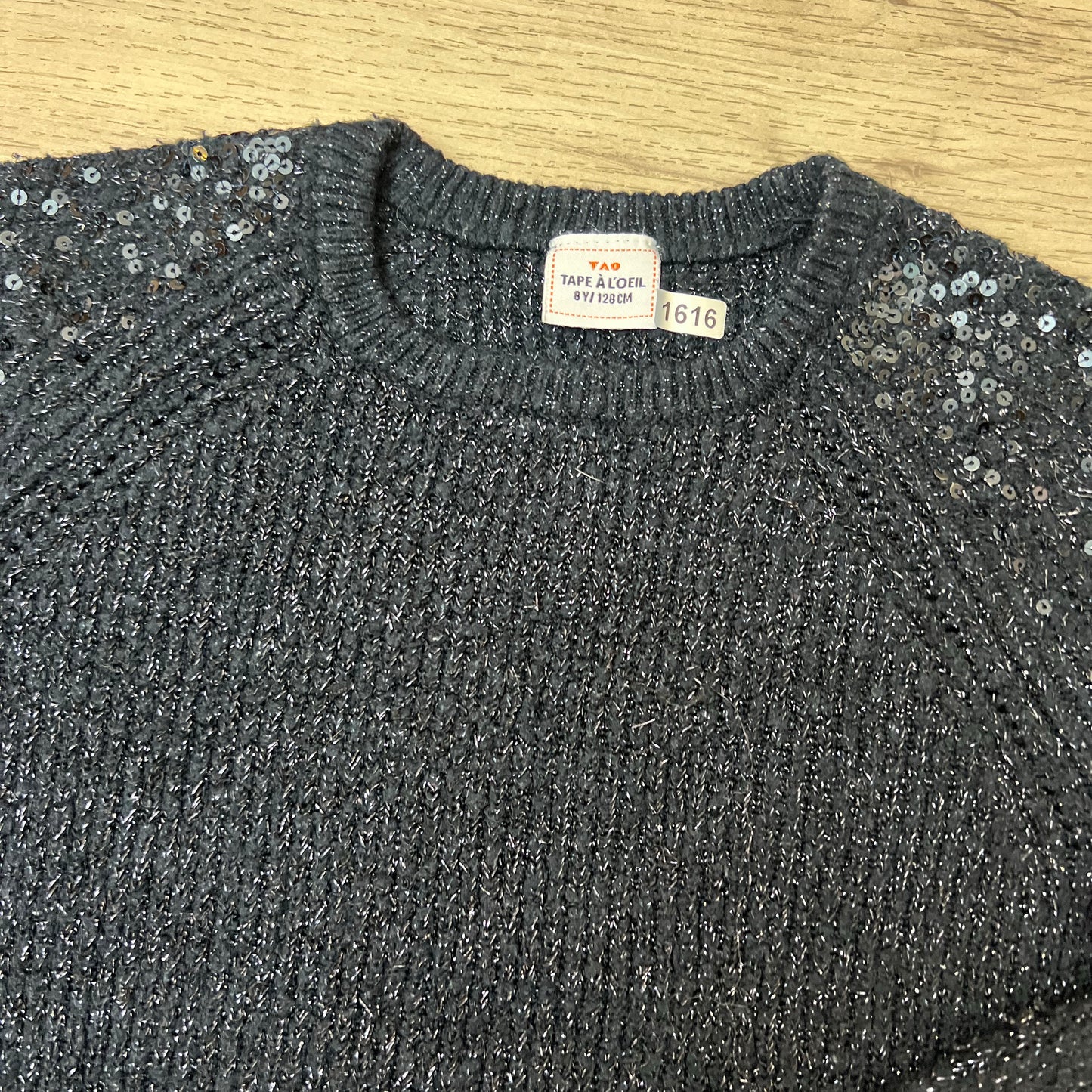 Pull Tape à l'oeil : 8 ans
