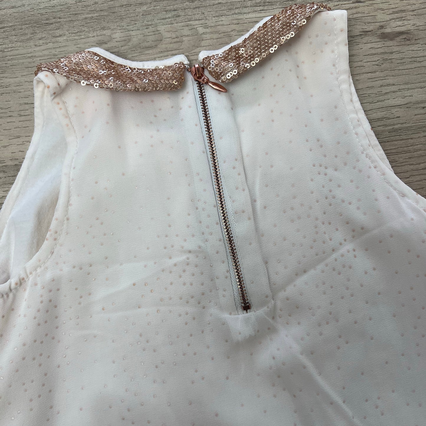 Robe Someone : 6 ans