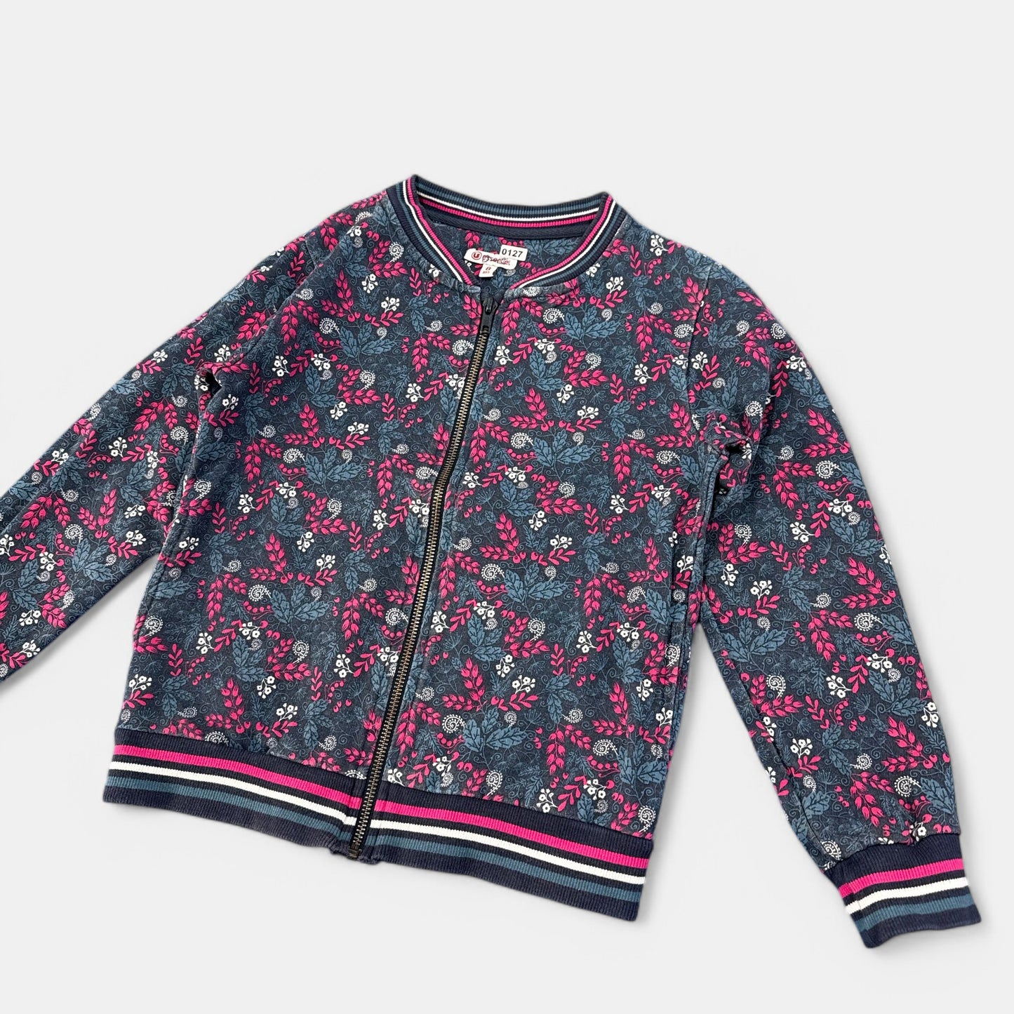 Gilet U Essentiel : 8 ans