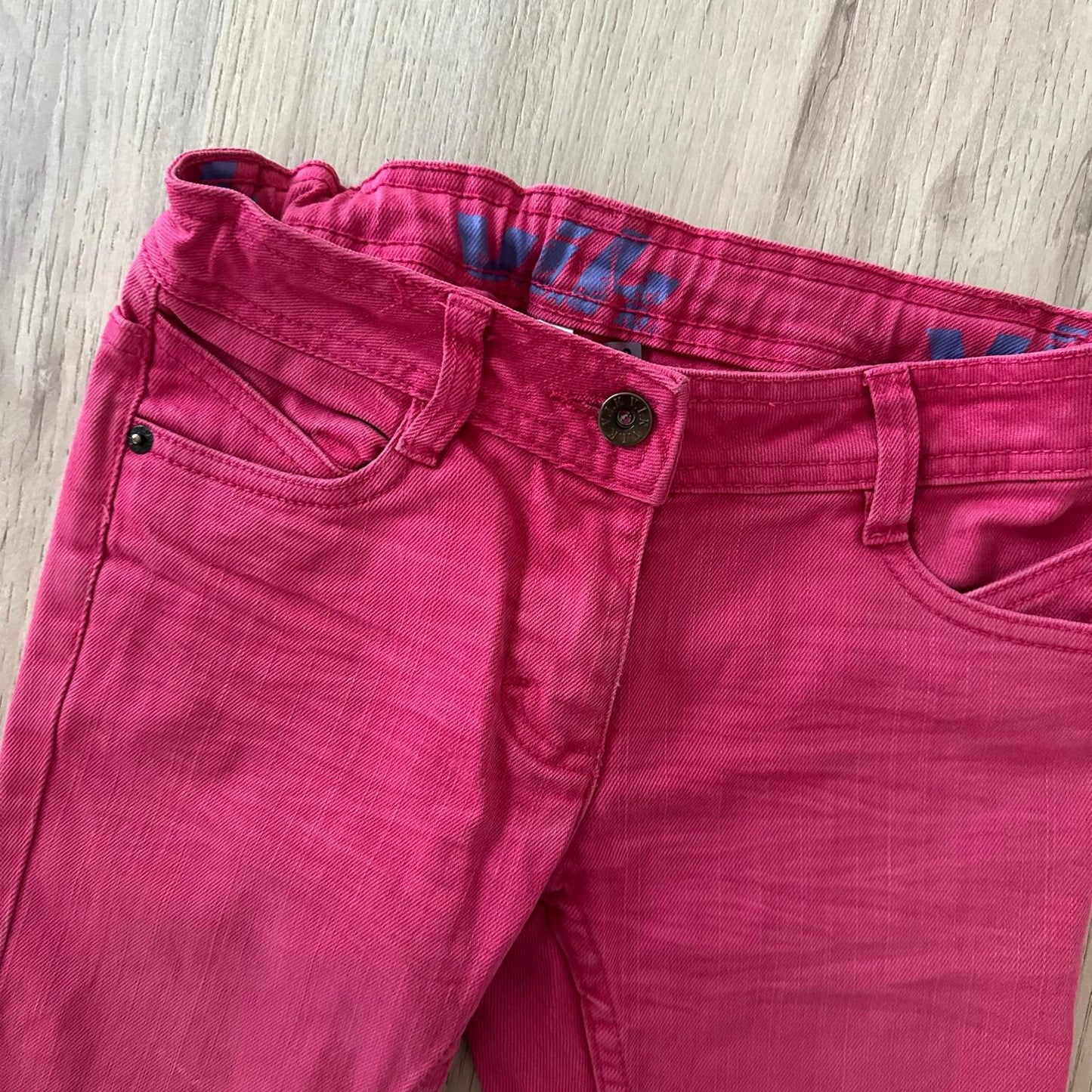 Pantalon rose : 10 ans