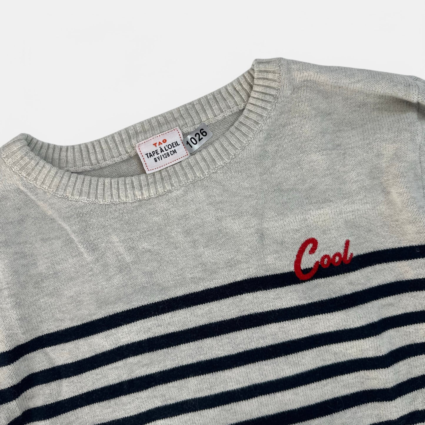 Pull Tape à l'oeil : 8 ans