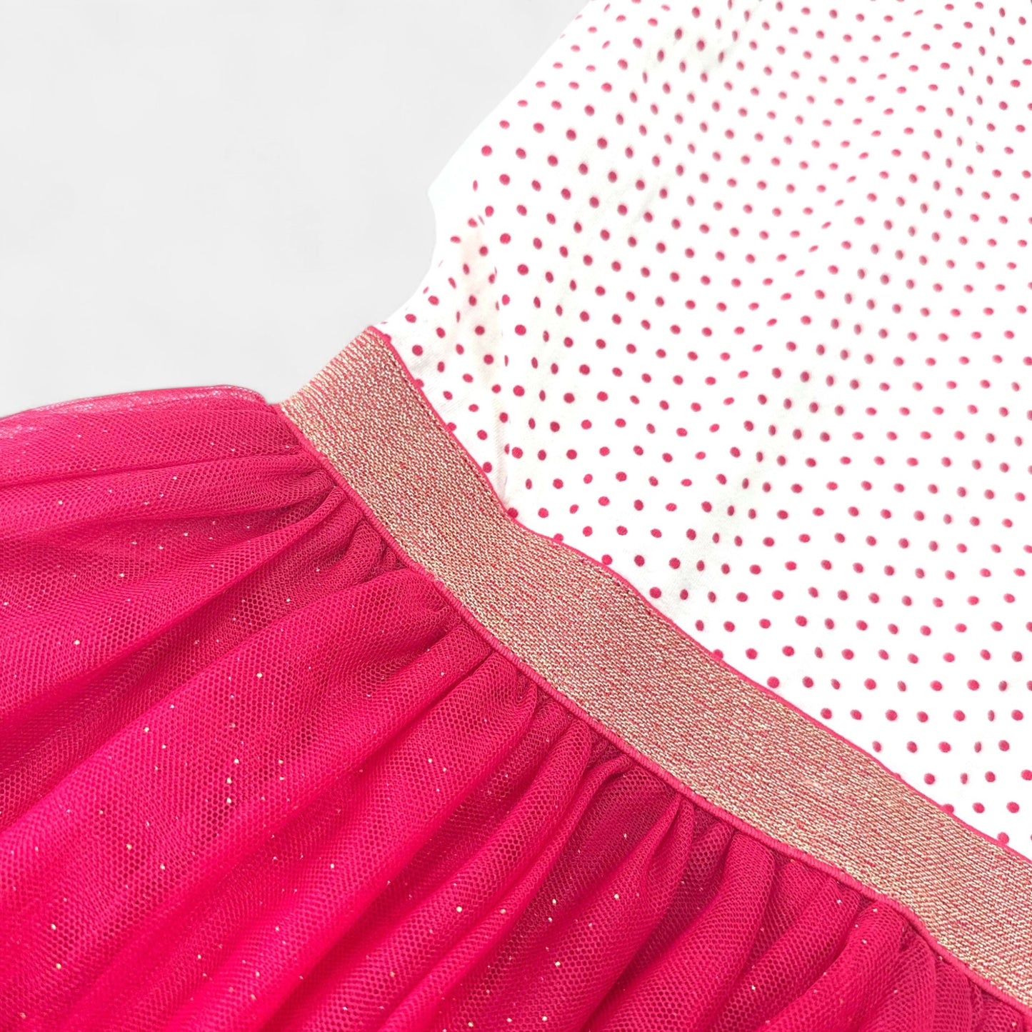 Robe : 14 ans