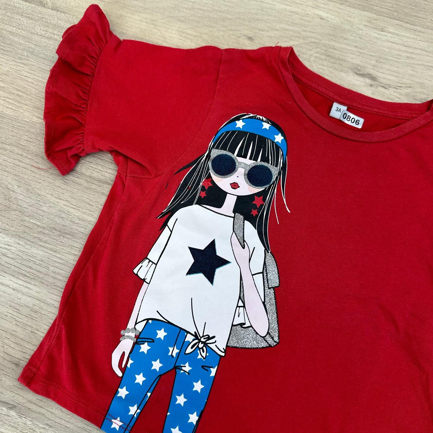 T-Shirt rouge fille : 3 ans