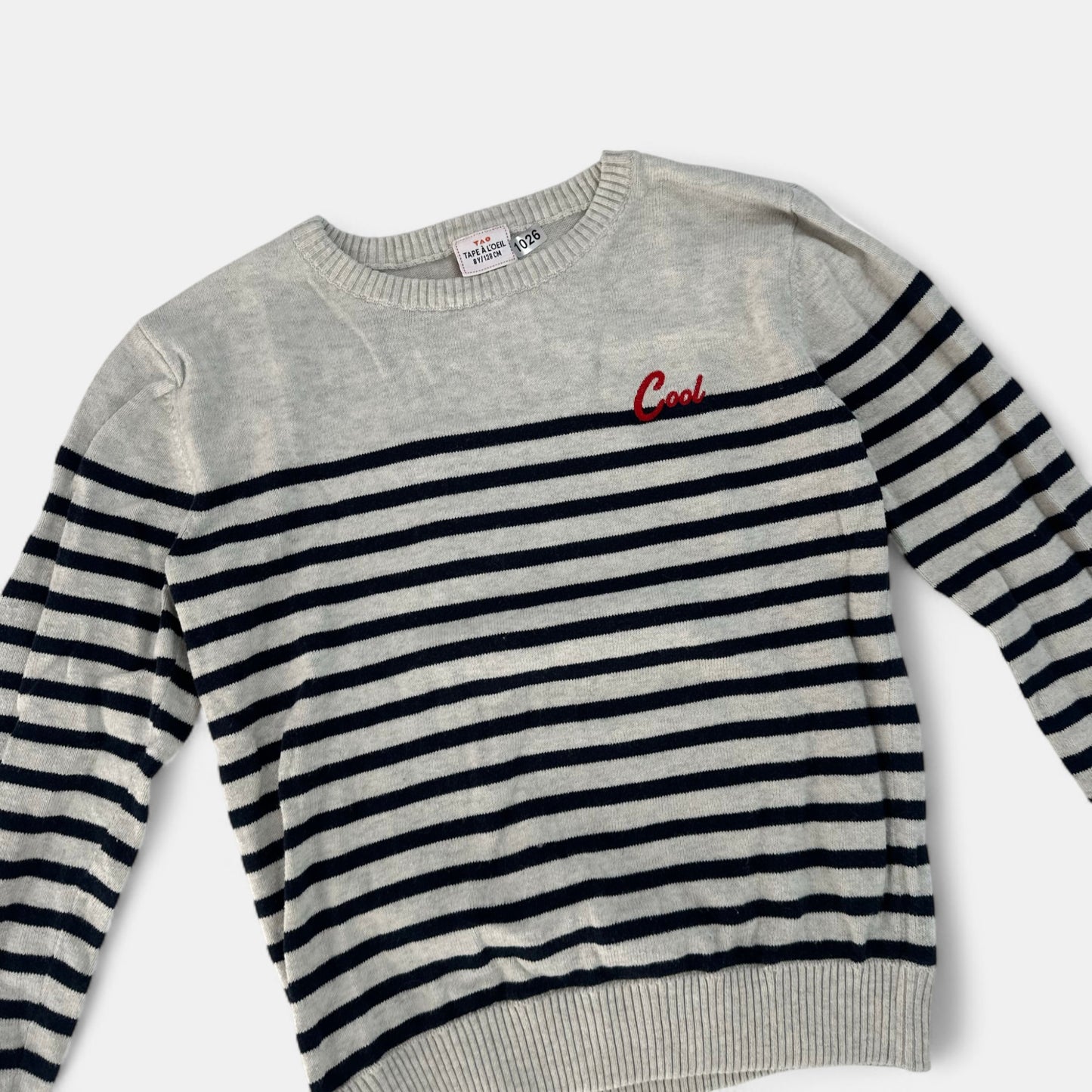 Pull Tape à l'oeil : 8 ans