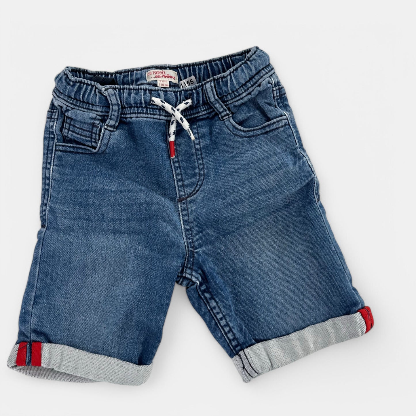 Short Du Pareil au même : 5 ans