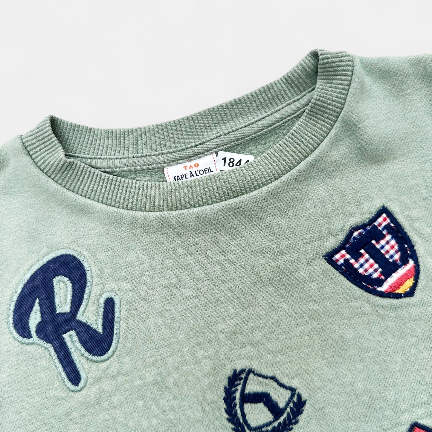 Pull Tape à l'oeil : 8 ans