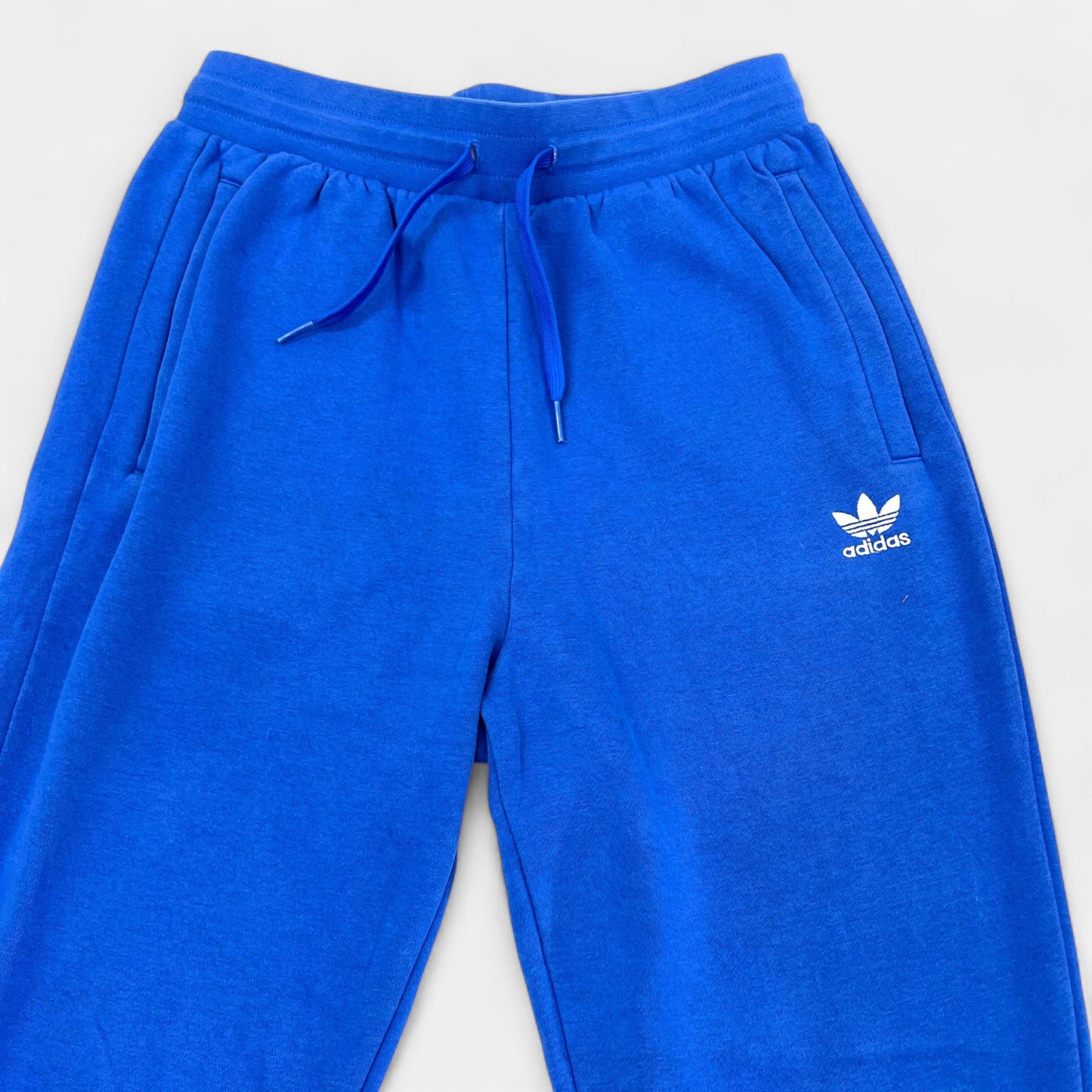 Pantalon Adidas : 12 ans