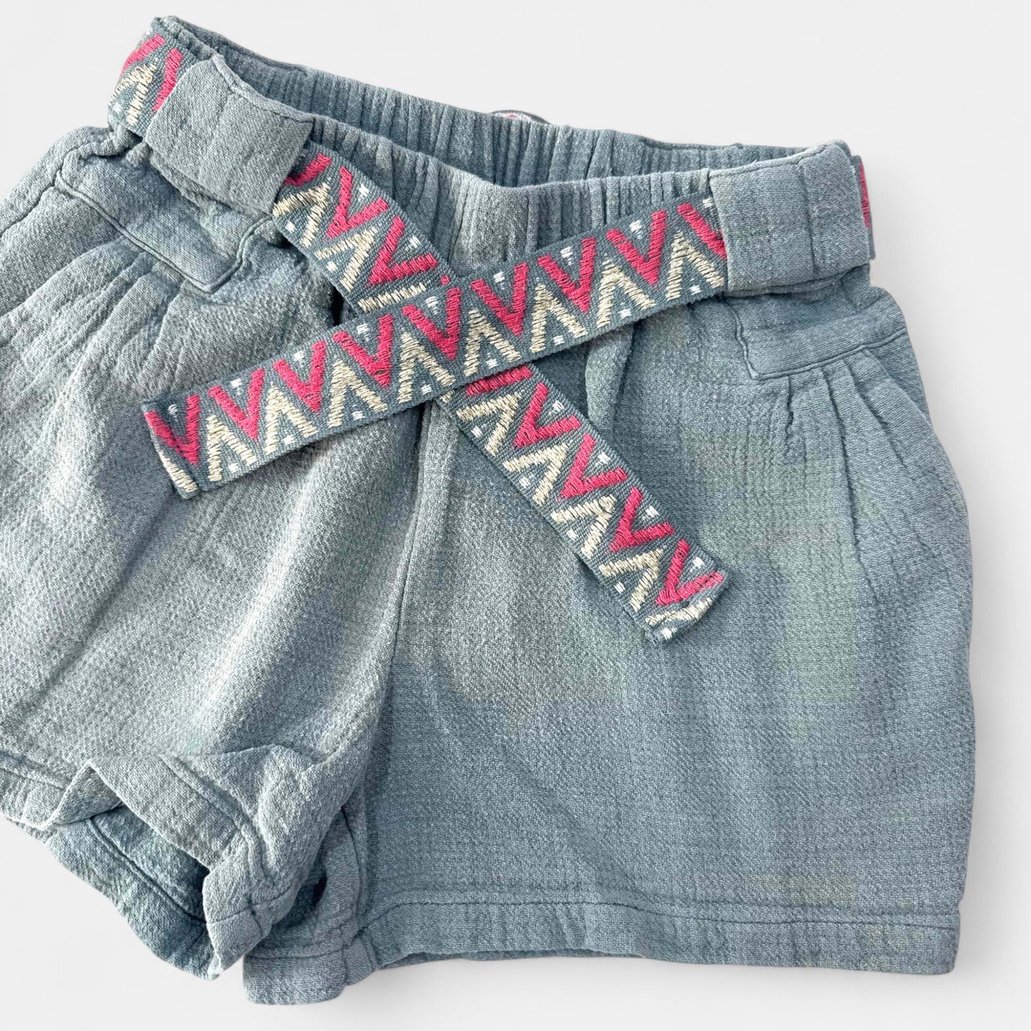 Short Tape à l'oeil : 8 ans