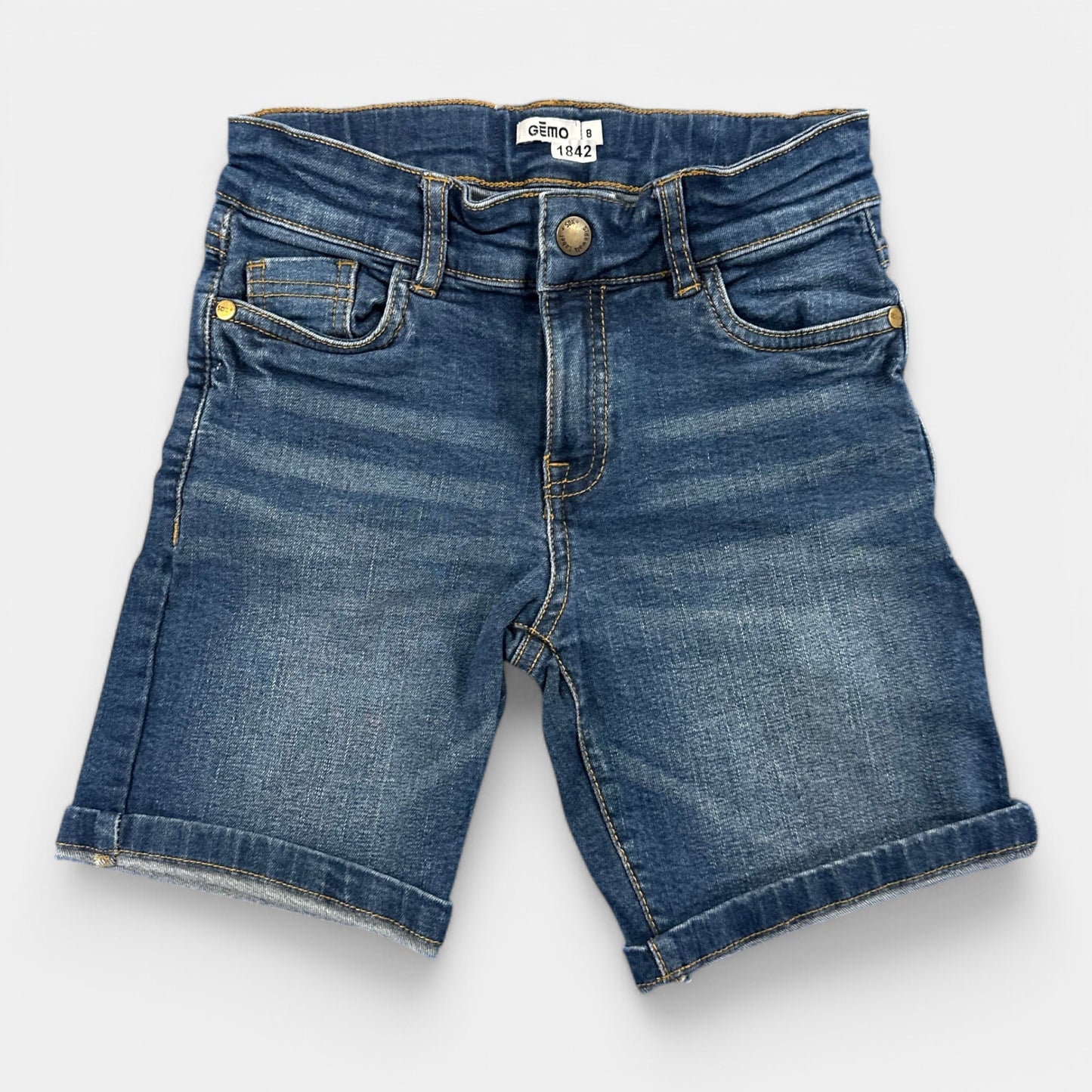 Short Gémo : 8 ans
