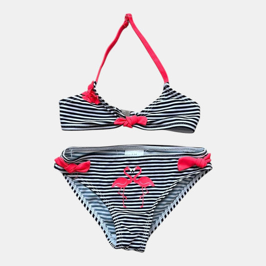 Maillot de bain, la halle : 6 ans