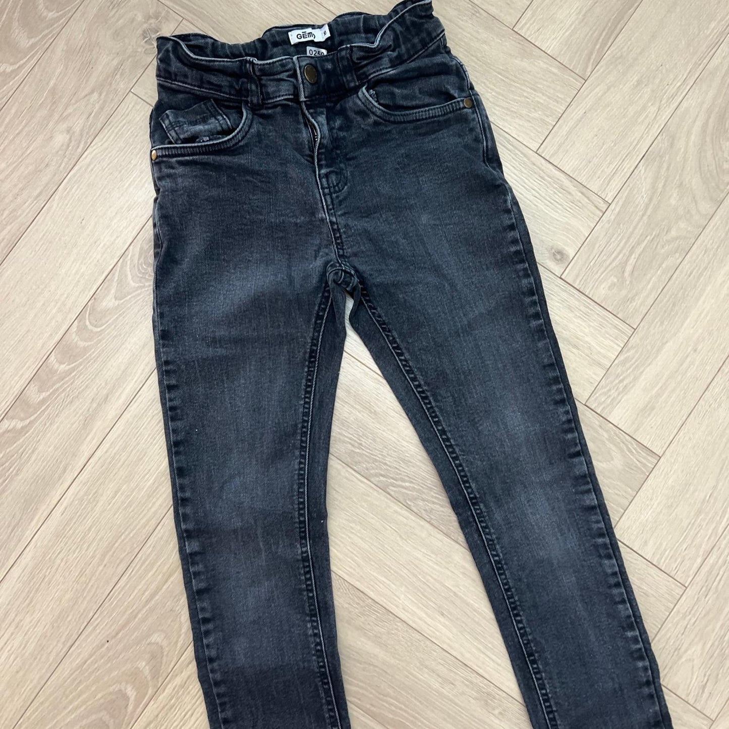 Pantalon Gémo : 10 ans