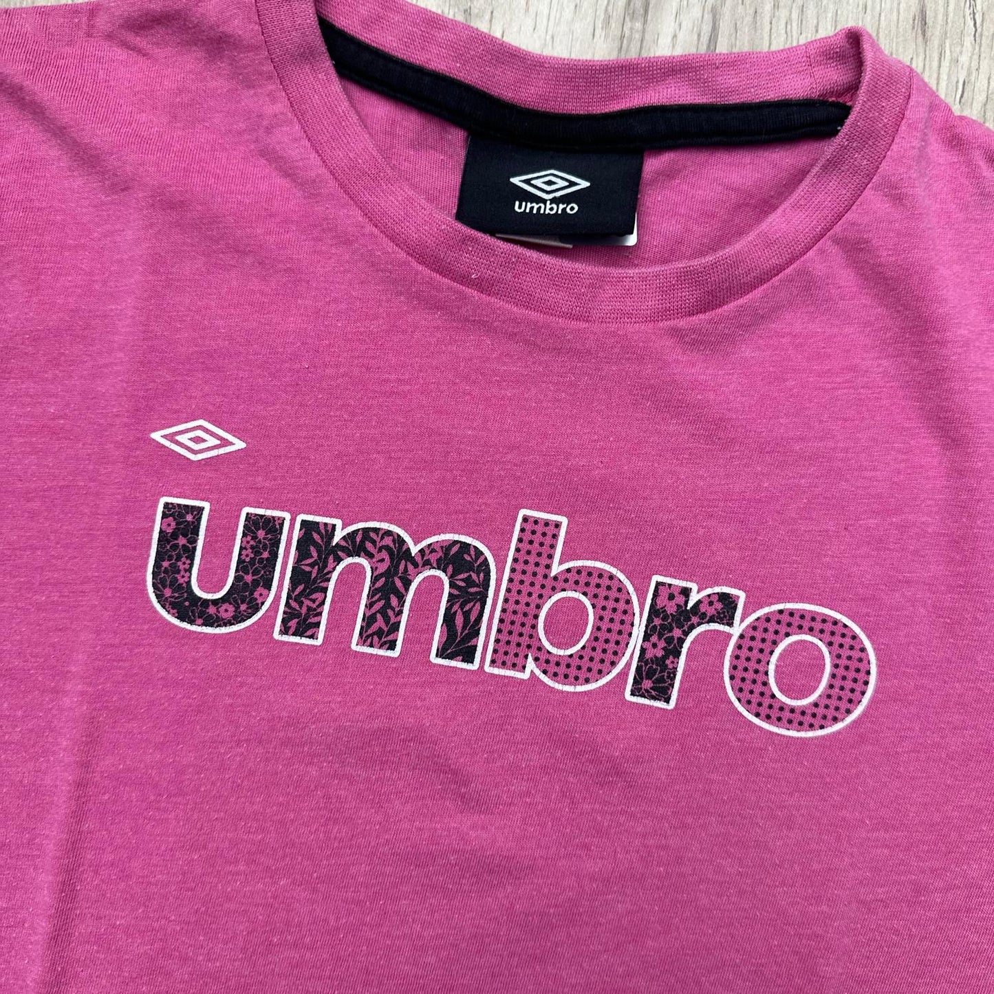 T-Shirt. Umbro : 12 ans