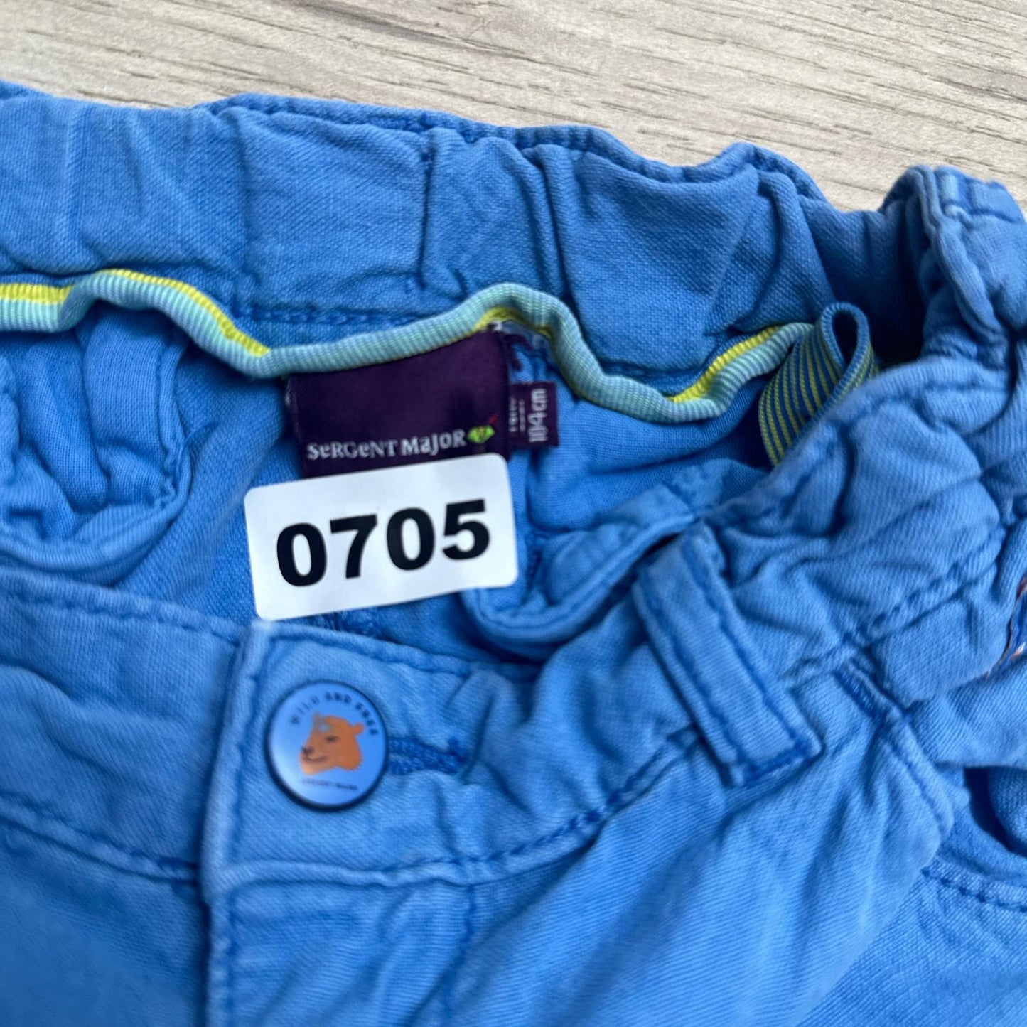 Short Sergent Major : 4 ans