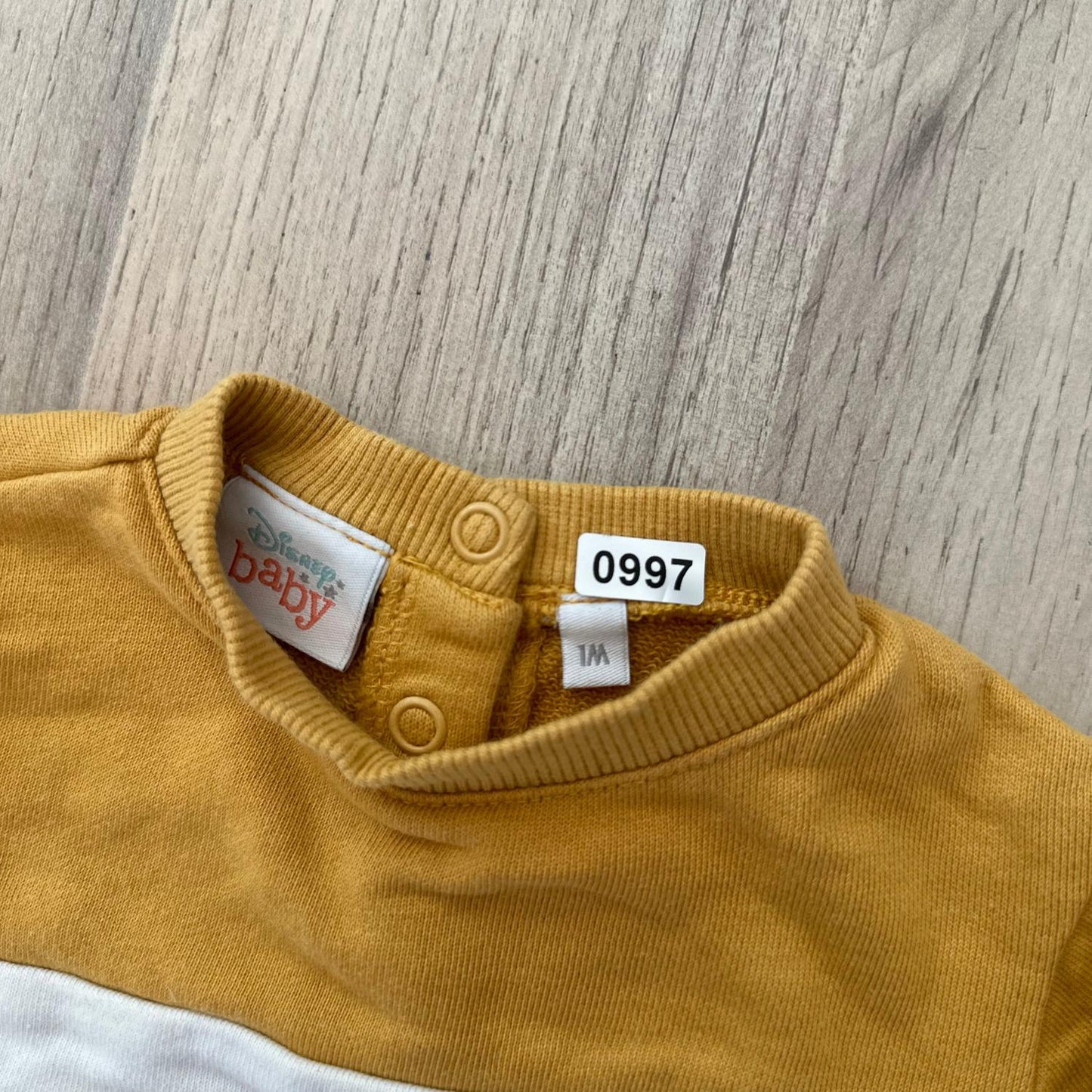 Pull Disney : 1 mois