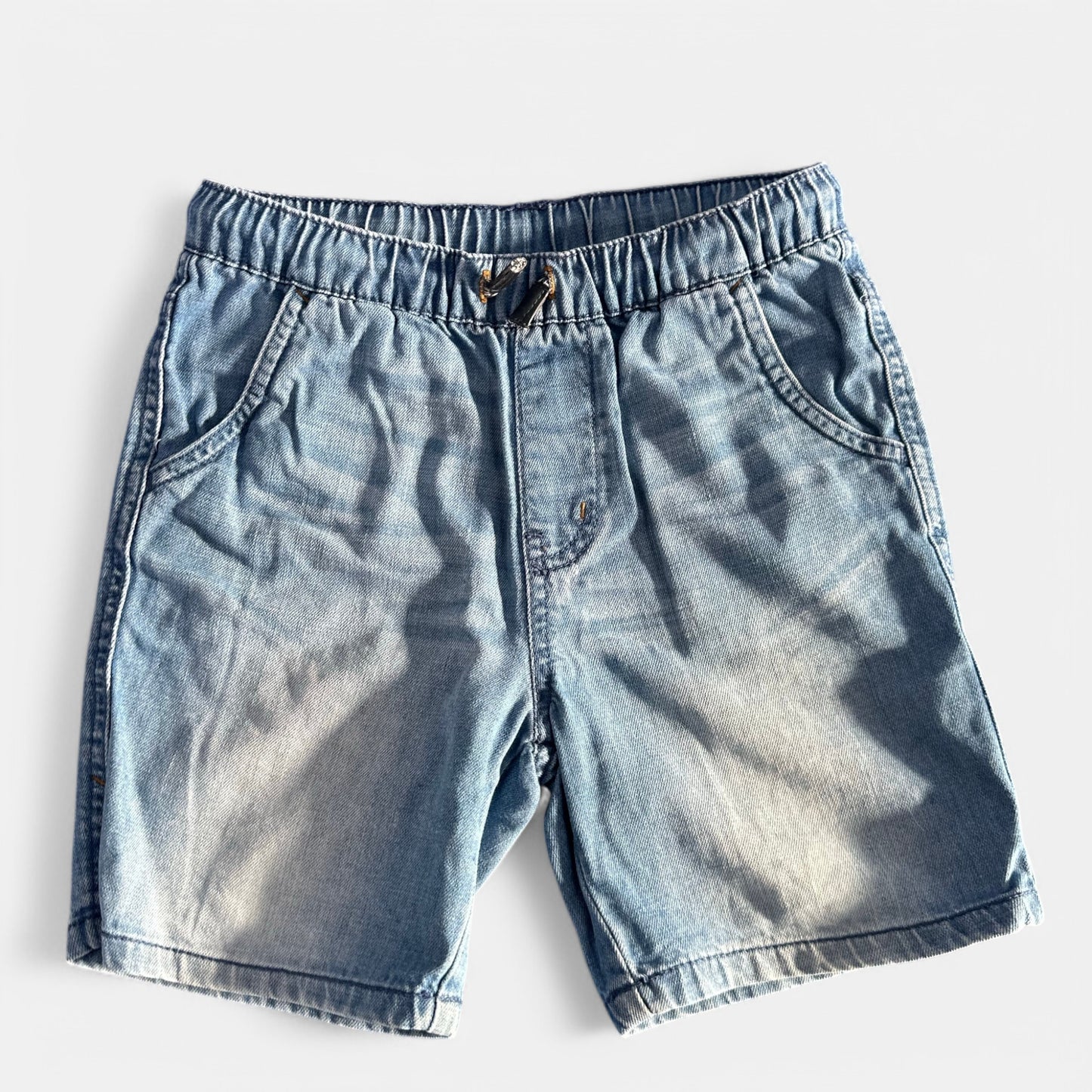 Short Zara : 6 ans