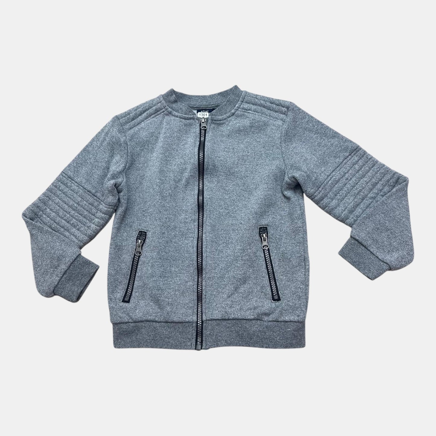Gilet Kiabi : 8 ans