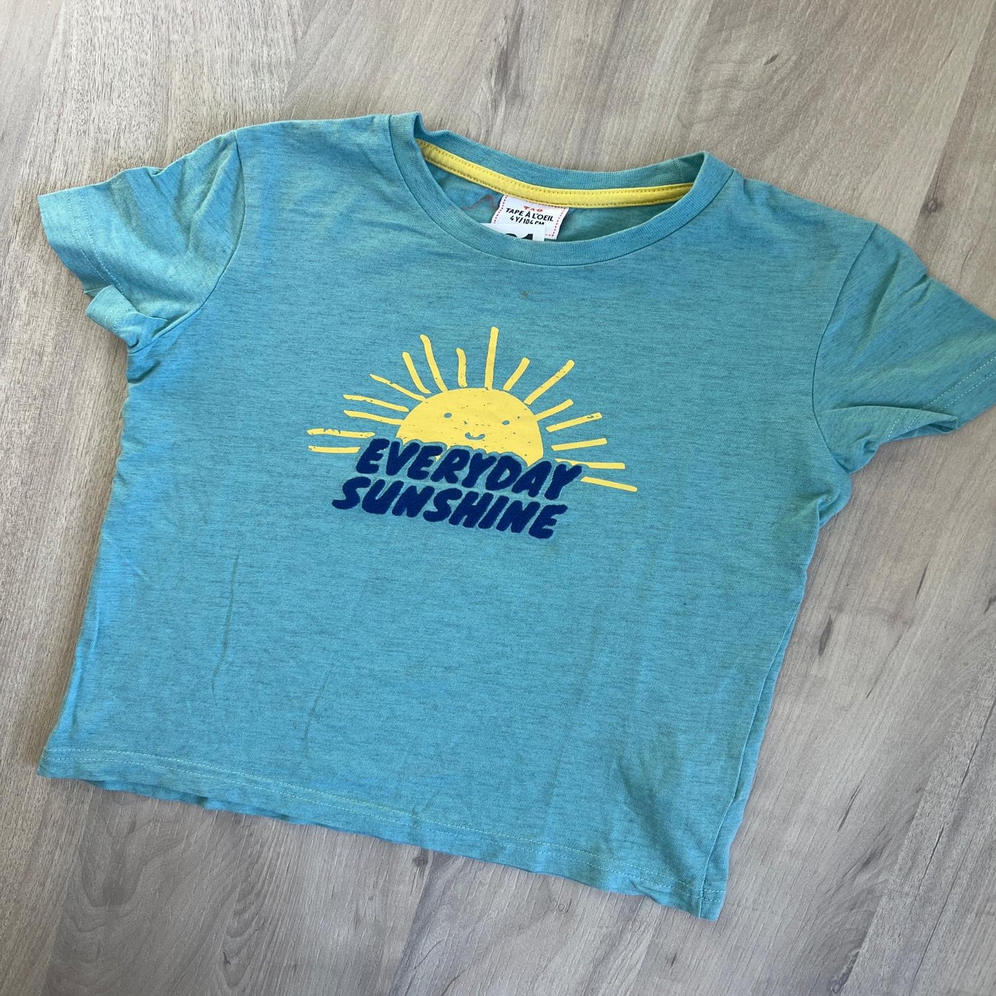 T-shirt tape à l’œil : 4 ans