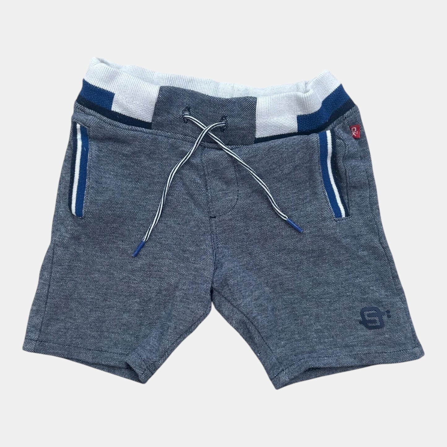 Short Okaidi : 3 ans