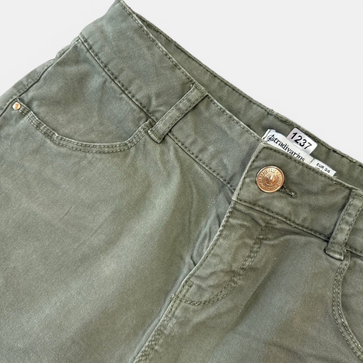 Short stradivarius : 14 ans