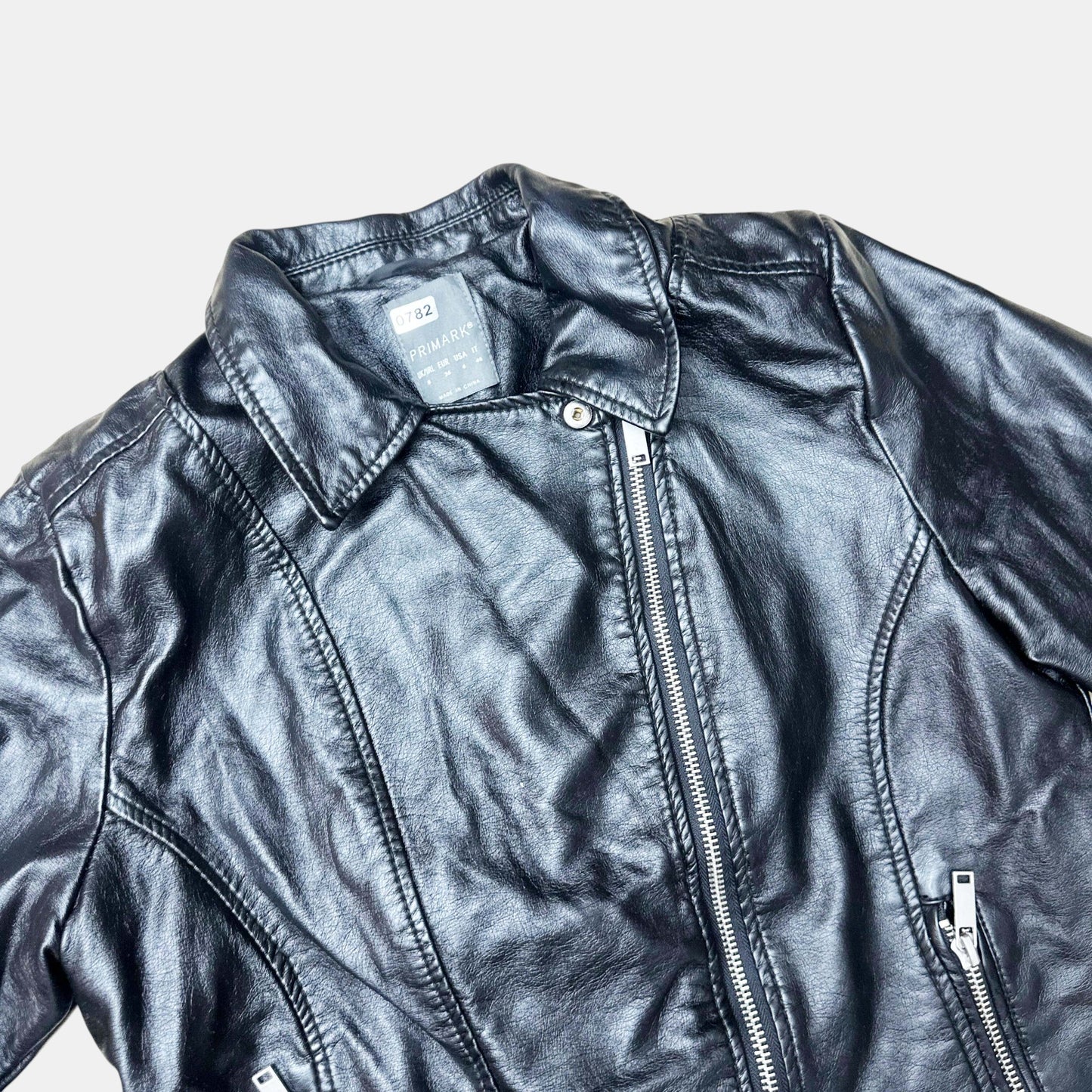 Veste Simili Primark : 16 ans